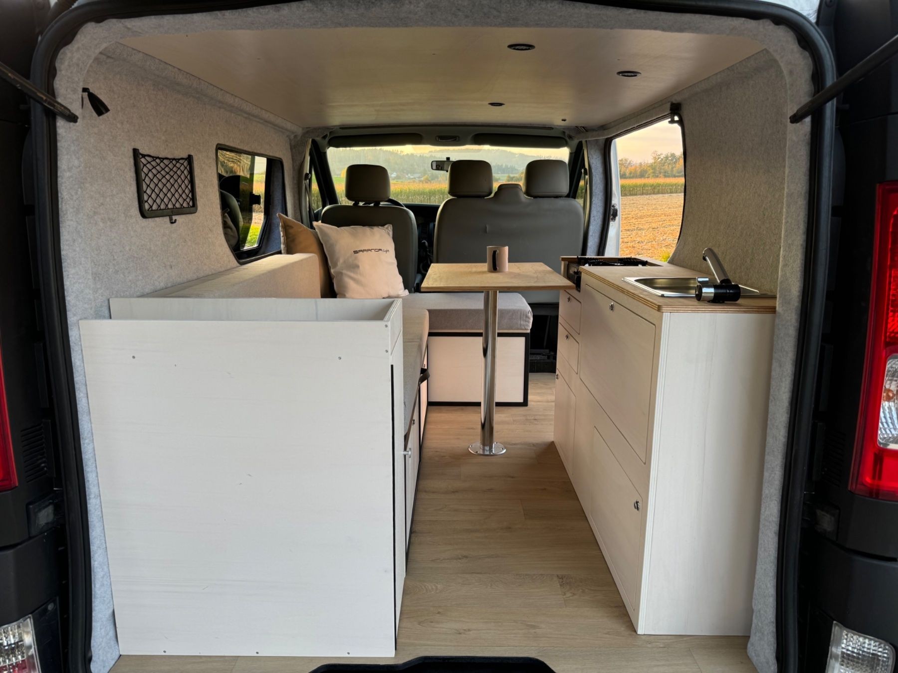RENAULT Trafic Saranda Beach-image-7