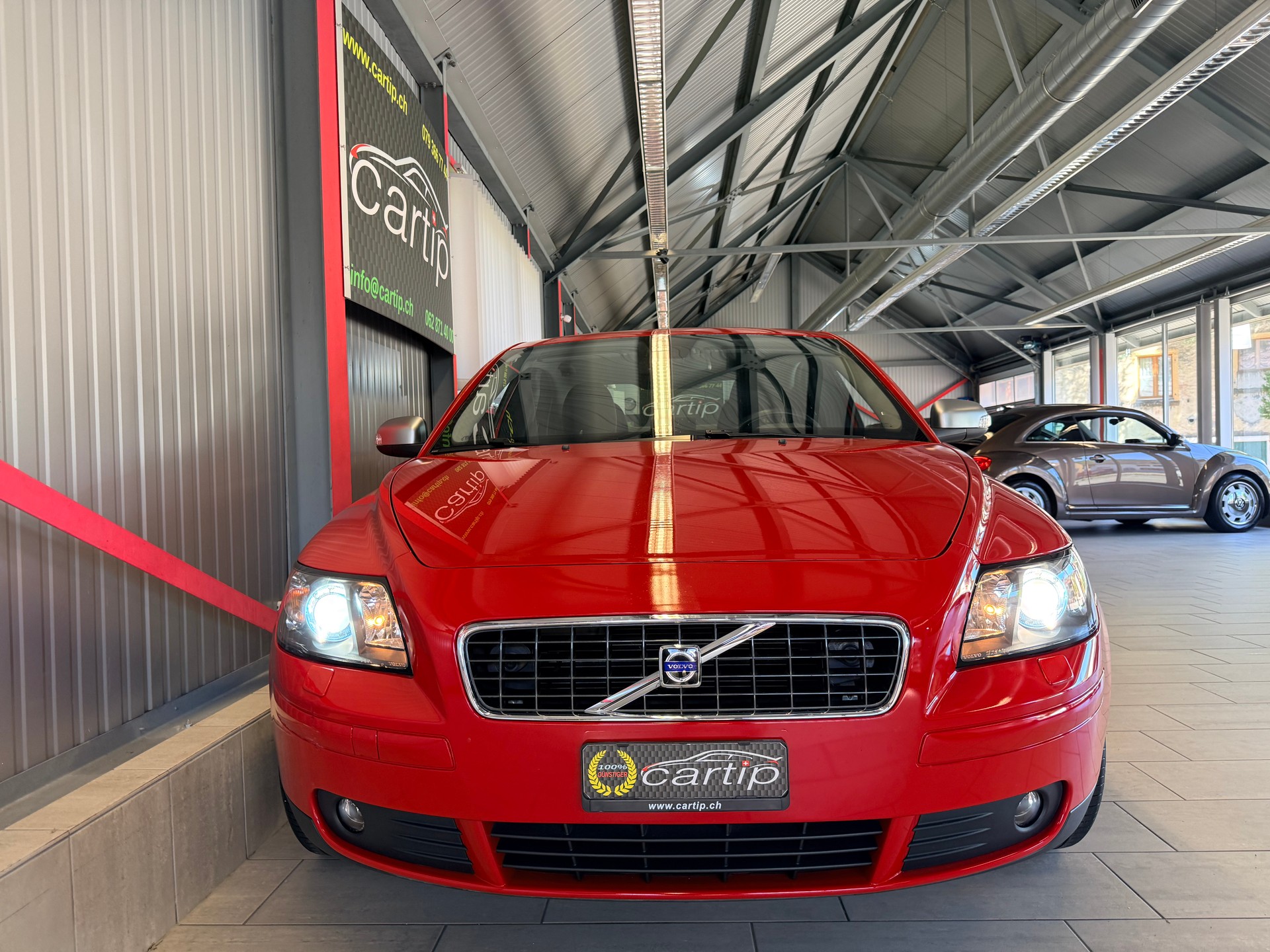 VOLVO S40 2.4I Momentum-image-1