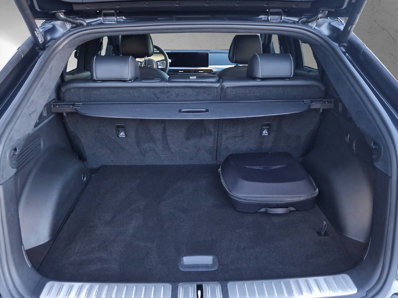 GENESIS GV60 Dual Motor Sport AWD-image-11