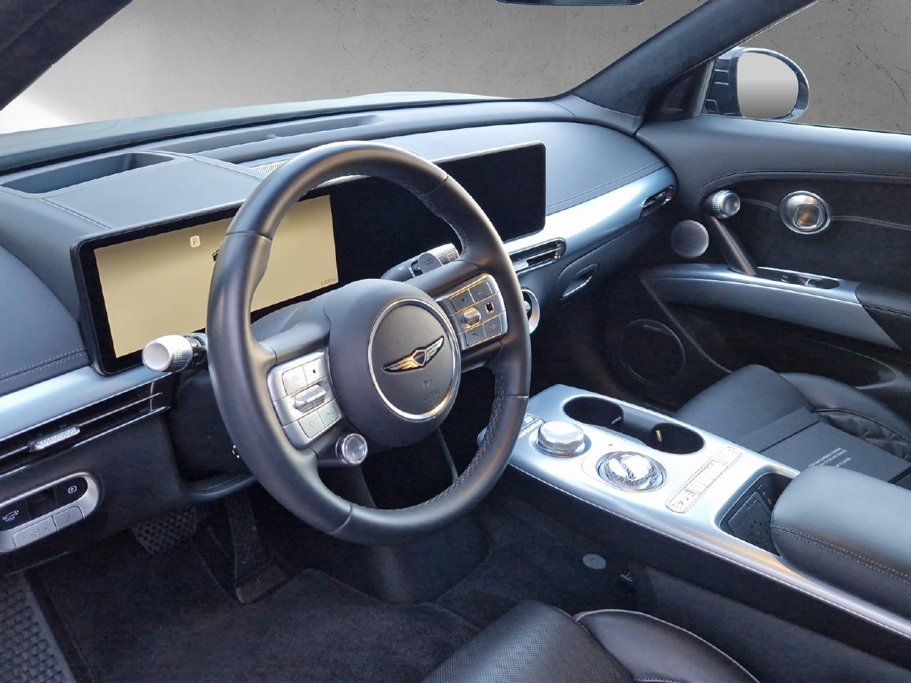 GENESIS GV60 Dual Motor Sport AWD-image-5