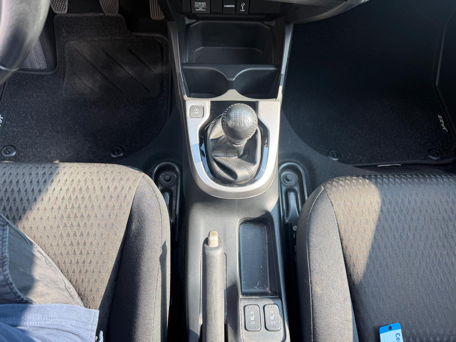 HONDA Jazz 1.3i-VTEC Elegance-image-10