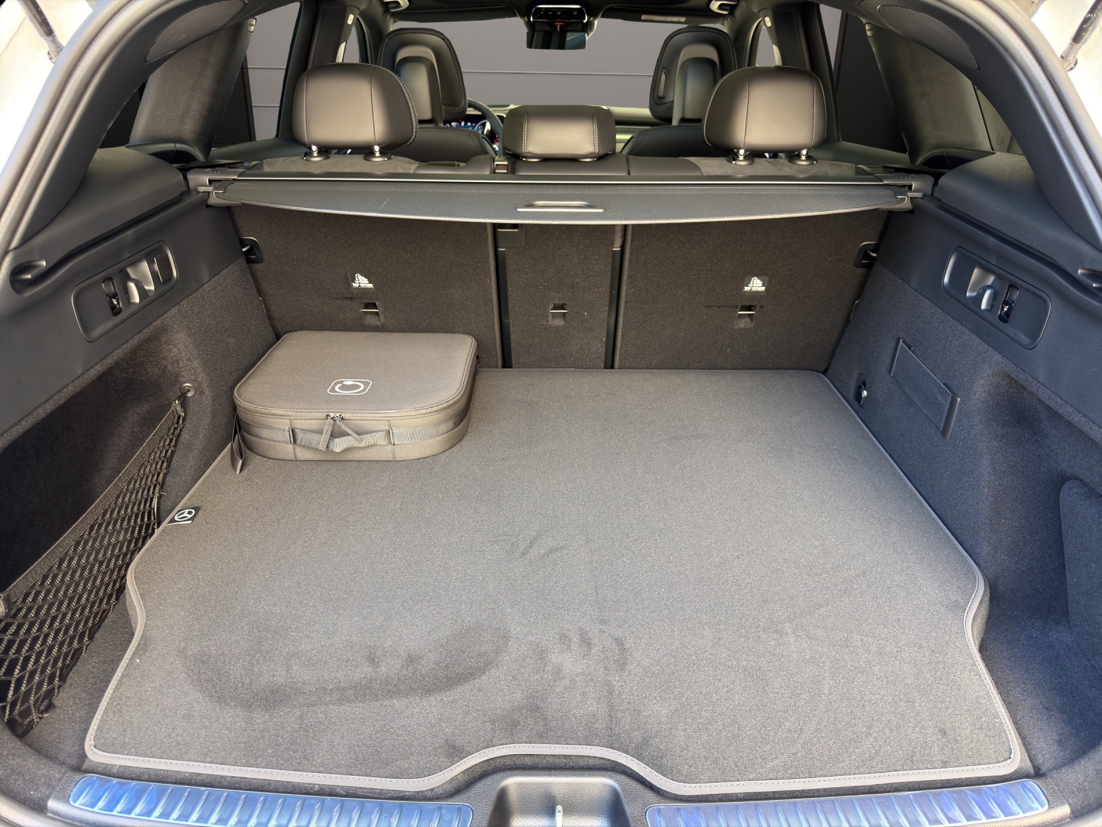 MERCEDES-BENZ GLC 400 e 4Matic EQ Star 9G-Tronic-image-5