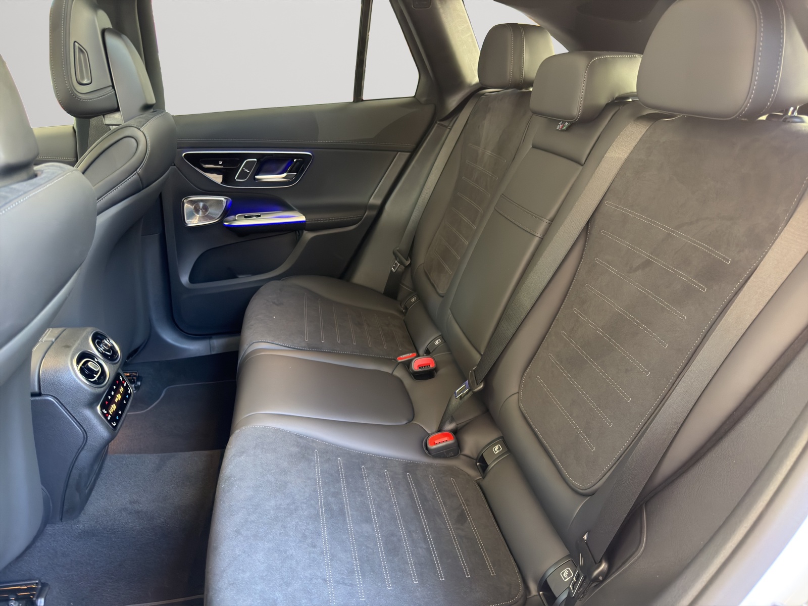 Image MERCEDES-BENZ GLC-400 GLC 400 e 4Matic EQ Star 9G-Tronic