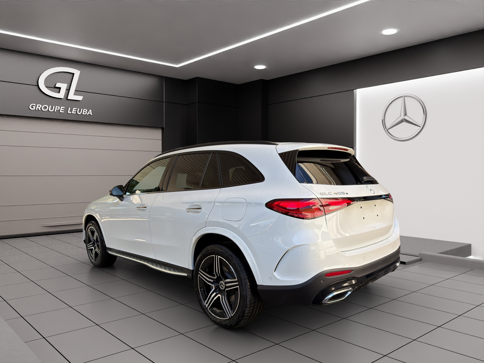 MERCEDES-BENZ GLC 400 e 4Matic EQ Star 9G-Tronic-image-3