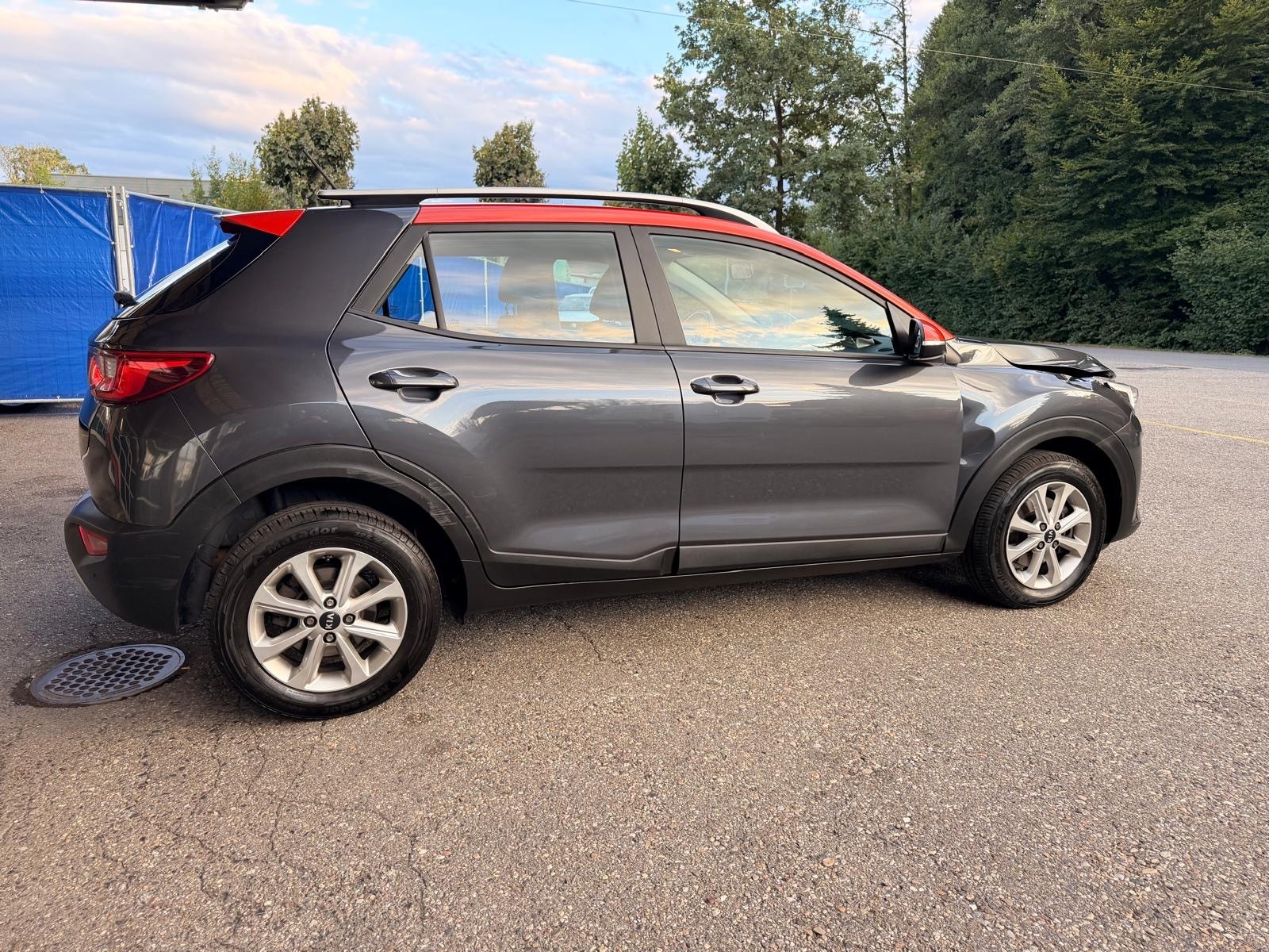 KIA Stonic 1.4 Automatik-image-4