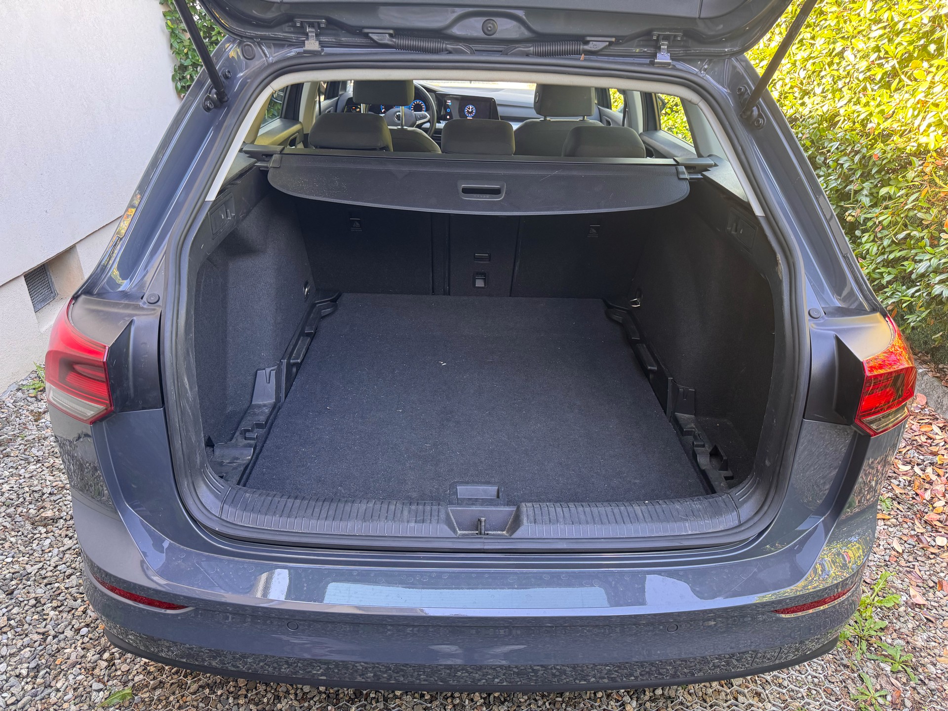 VW 1.5 eTSI Life DSG-image-8
