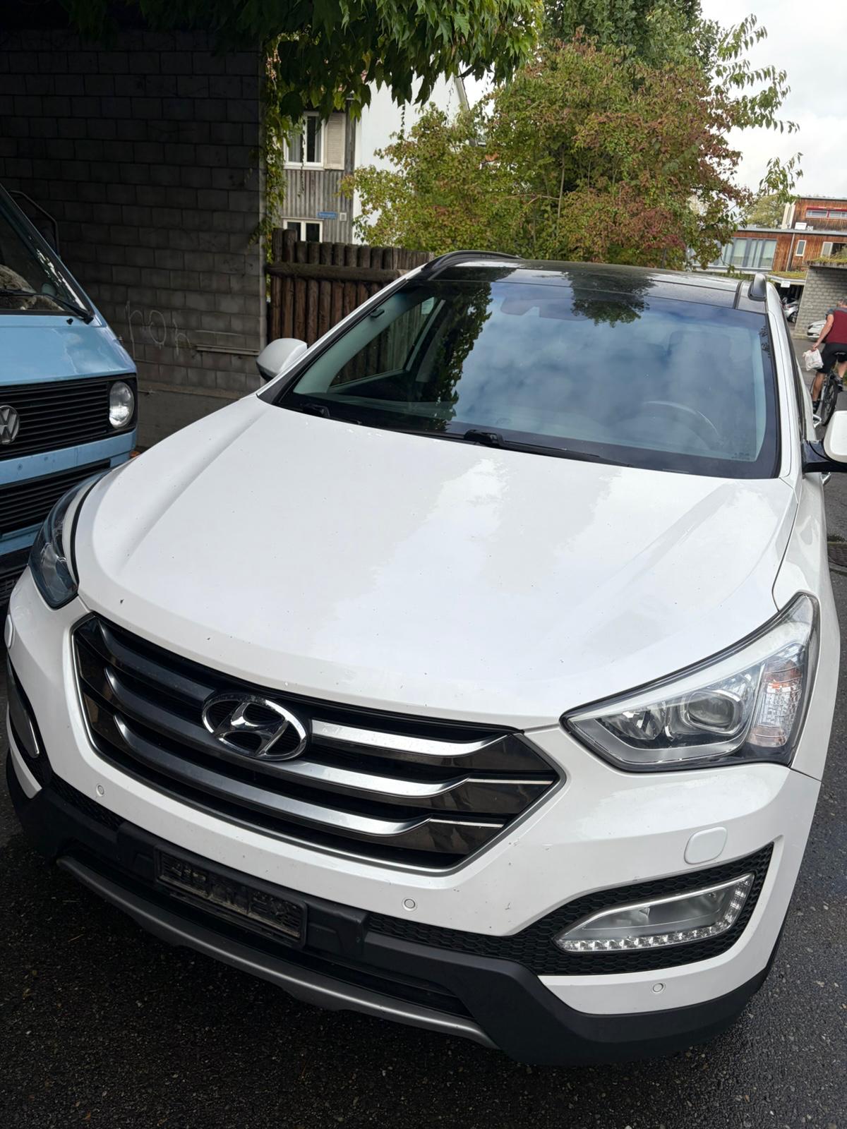 HYUNDAI 2.2 CRDi Vertex 7P-image-0