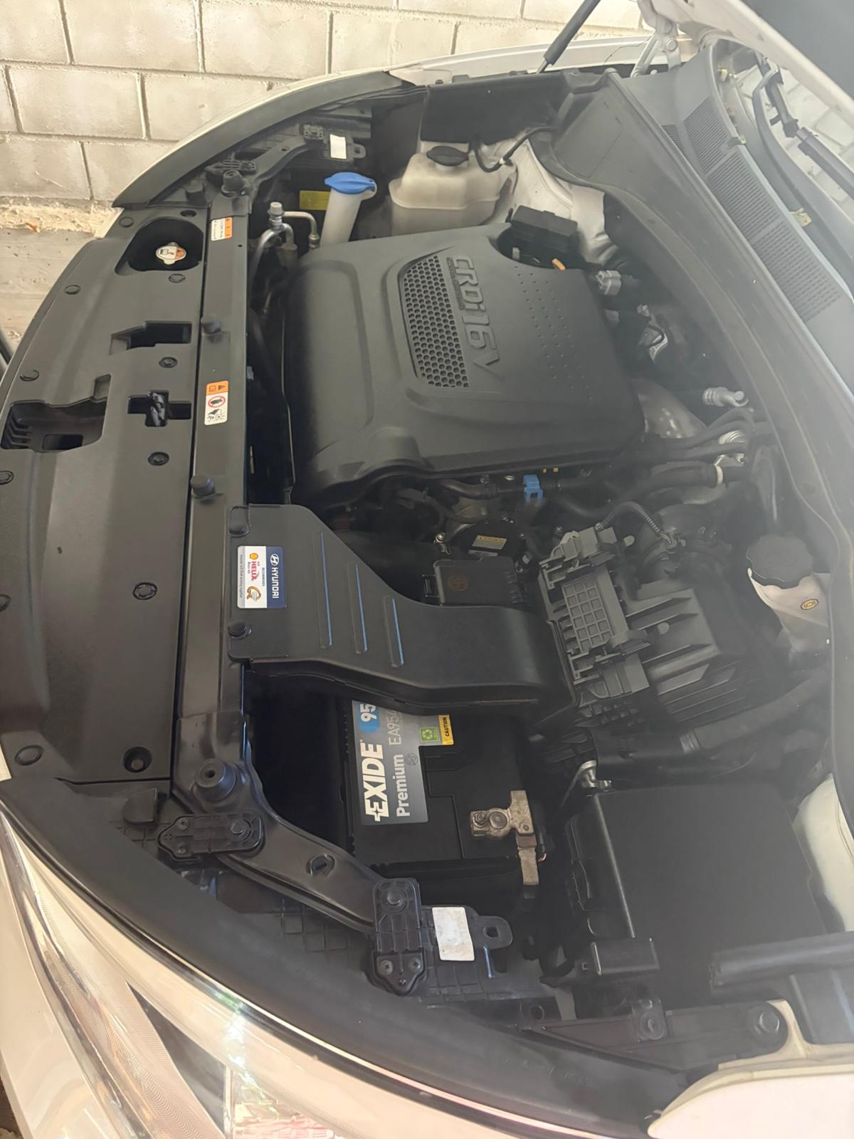 HYUNDAI 2.2 CRDi Vertex 7P-image-5