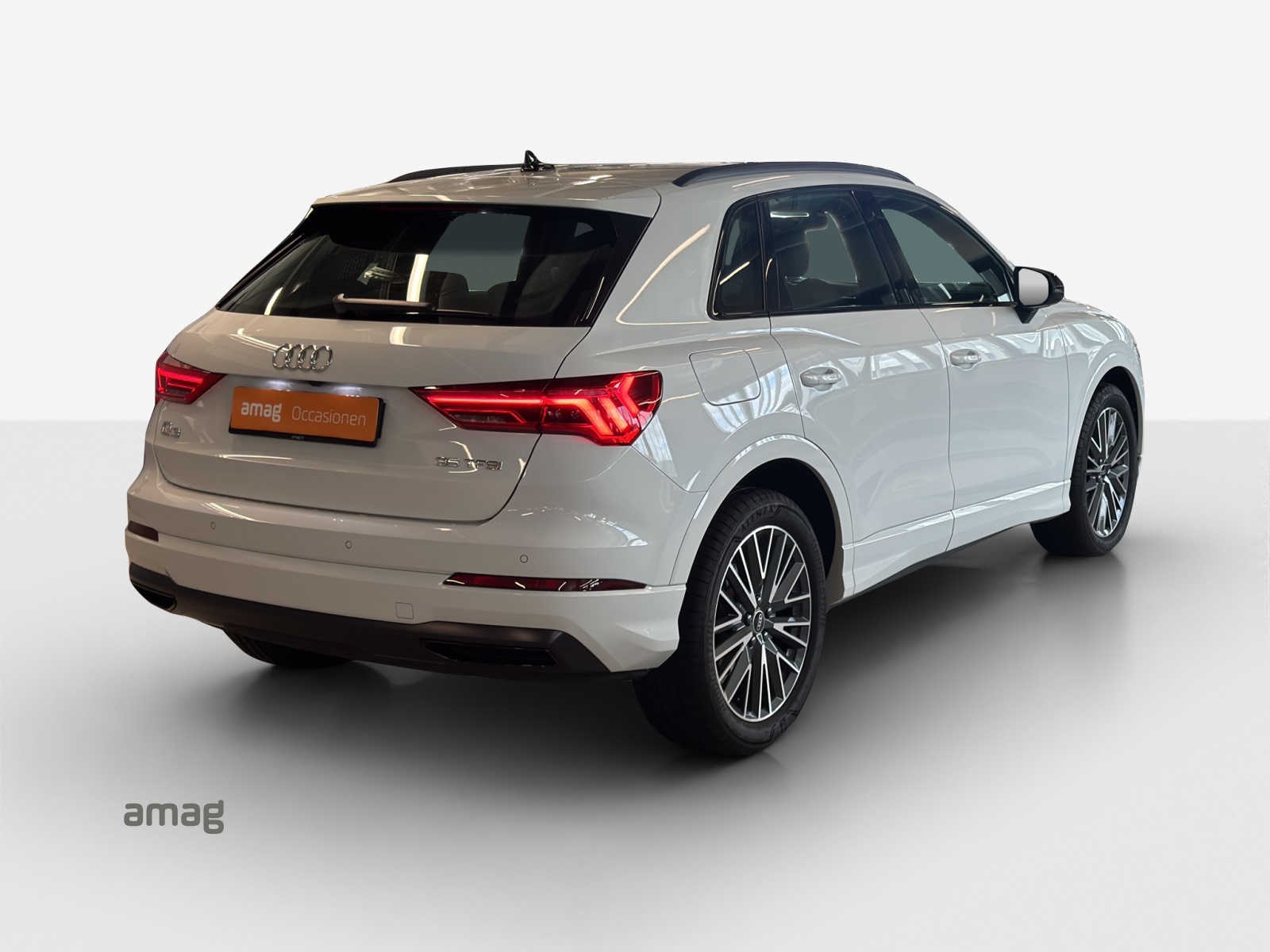 AUDI Q3 Sportback 35 TFSI S line Attraction S-tronic-image-4