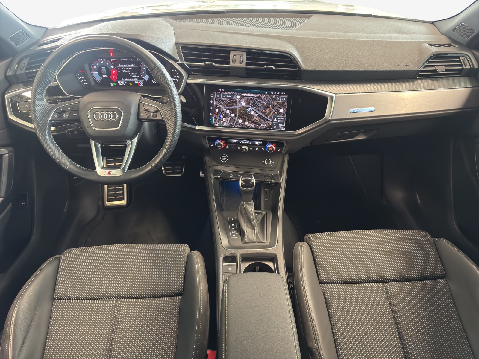 AUDI Q3 Sportback 35 TFSI S line Attraction S-tronic-image-8