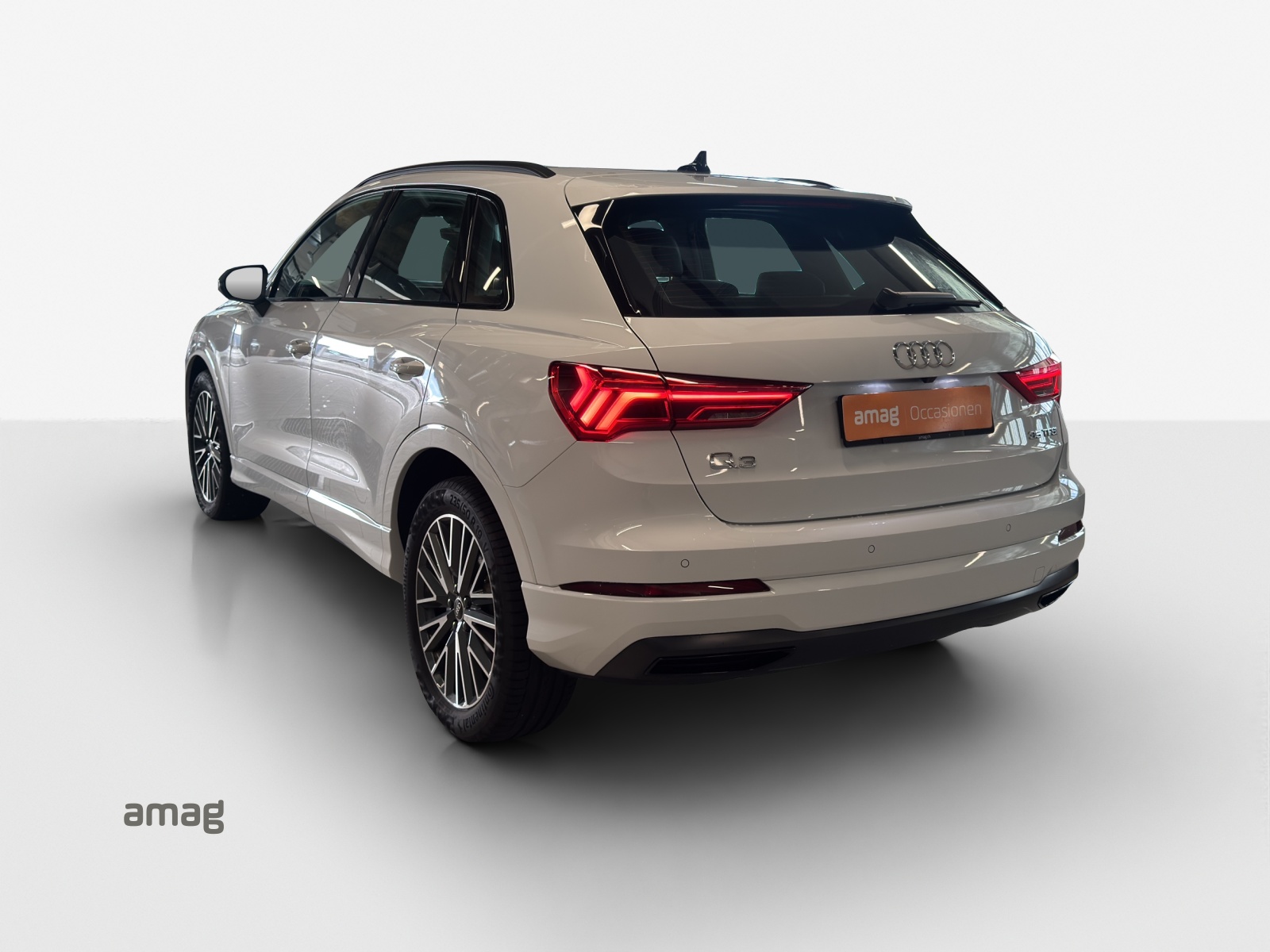 AUDI Q3 Sportback 35 TFSI S line Attraction S-tronic-image-2