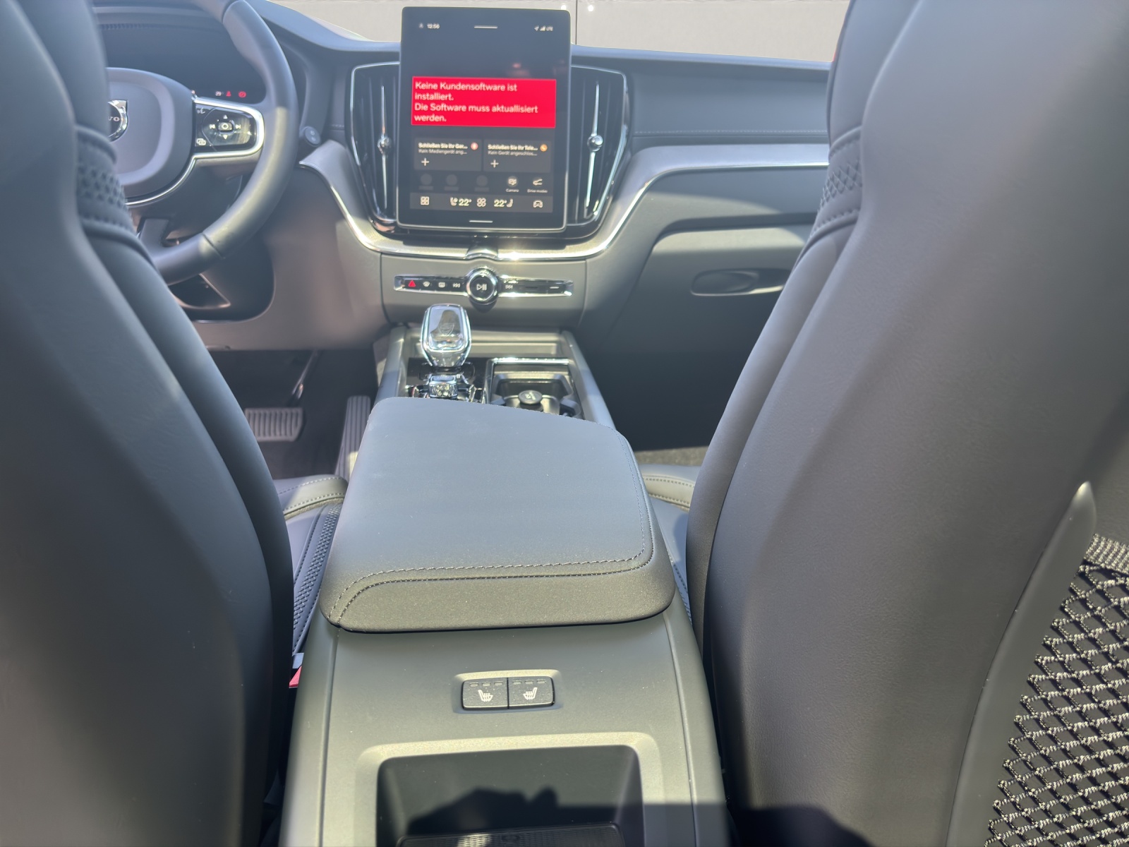 VOLVO XC60 2.0 T6 TE Ultra Dark eAWD-image-11