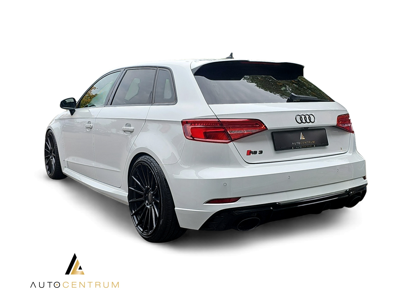 AUDI RS3 Sportback 2.5 TSI quattro S-tronic-image-4