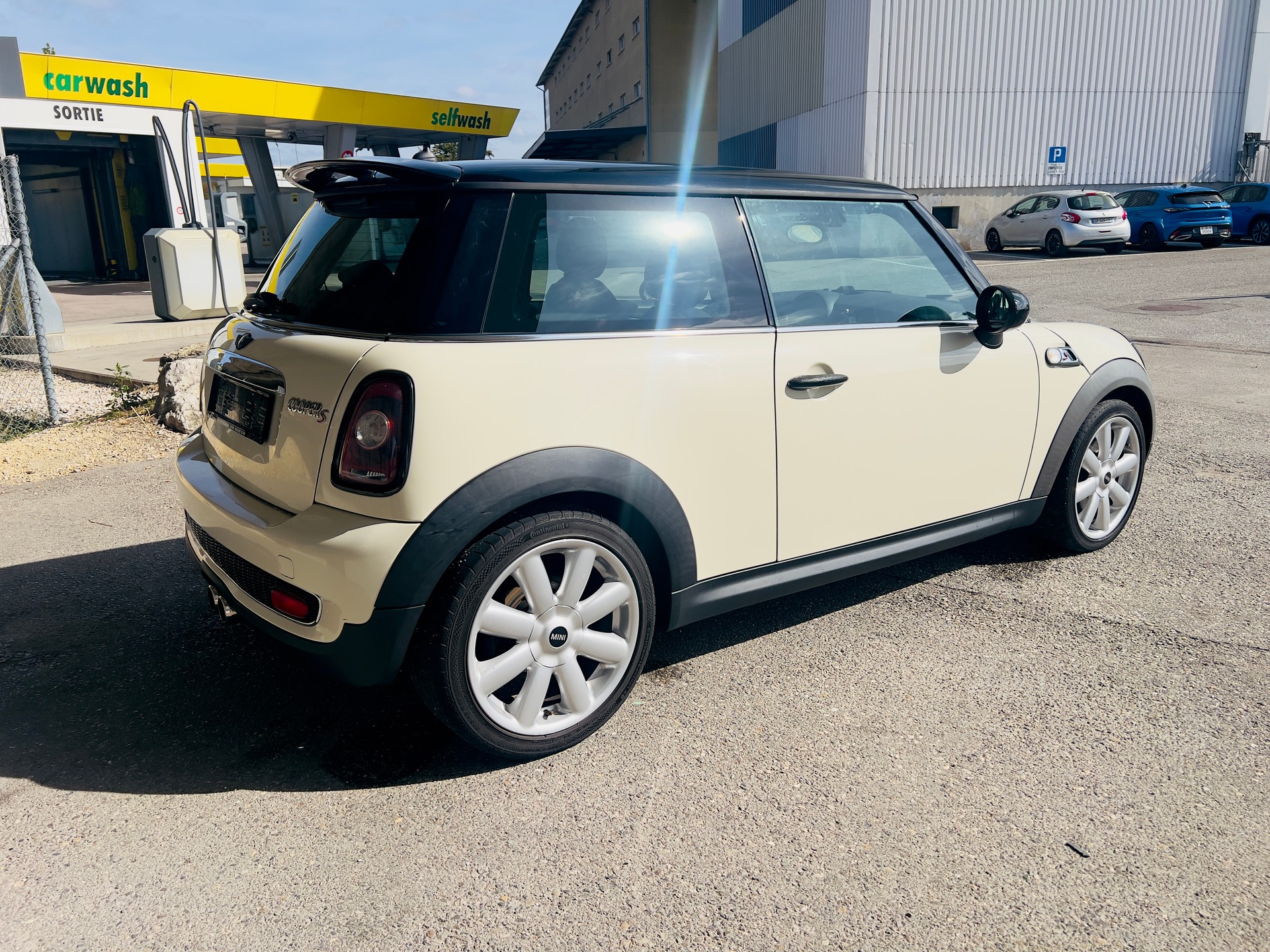 MINI Cooper S-image-5