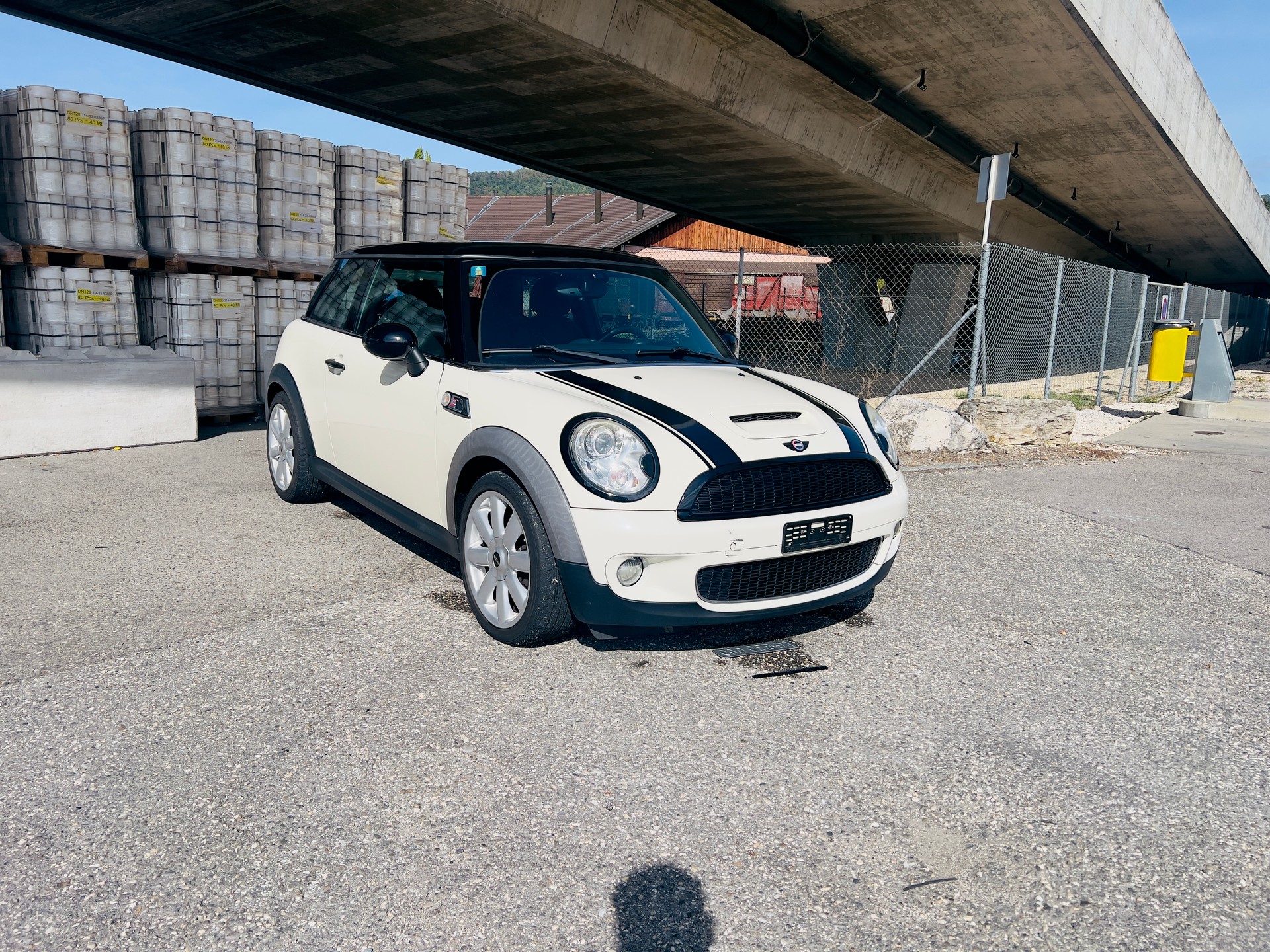 MINI Cooper S-image-1
