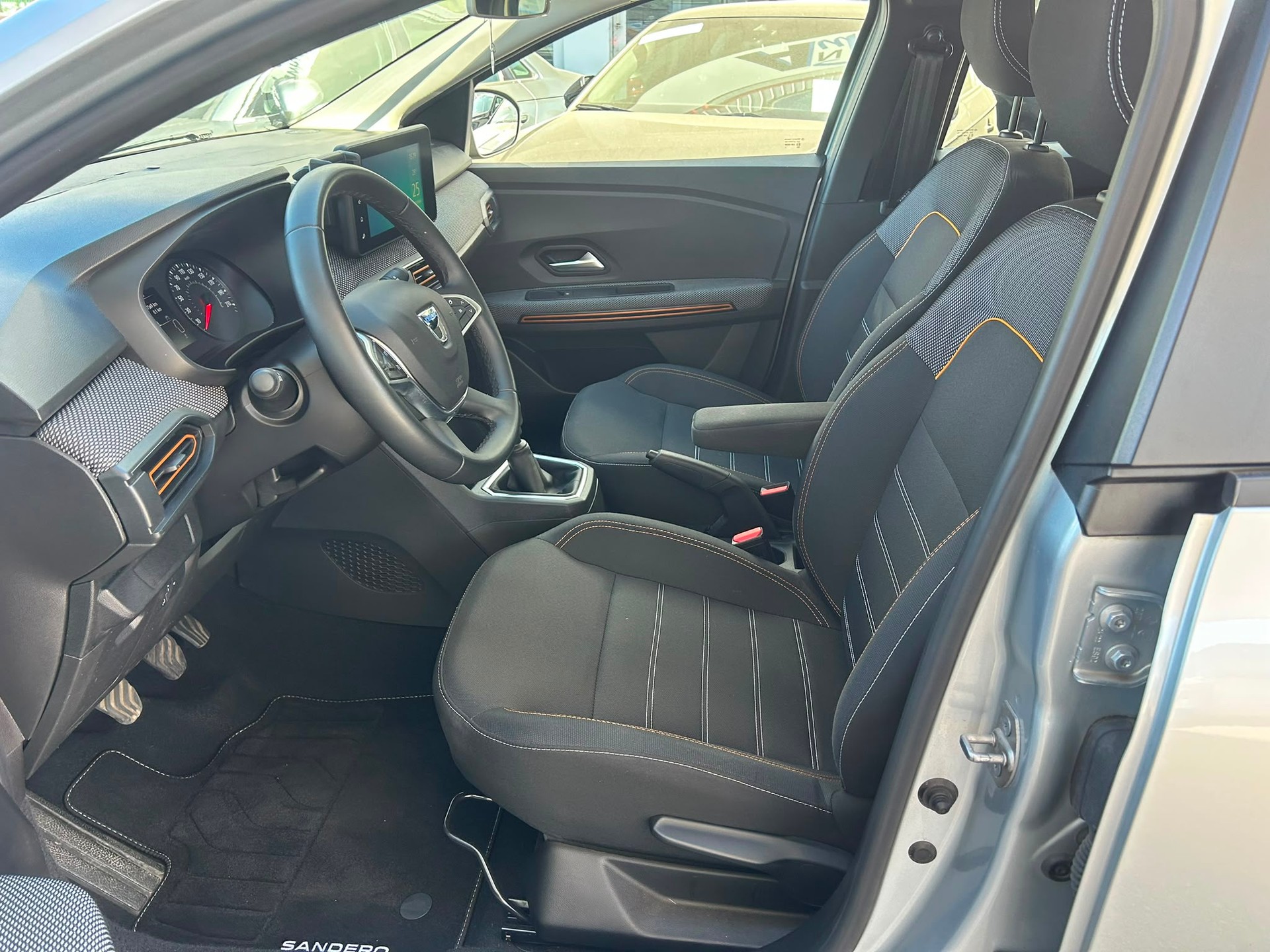 DACIA Sandero Stepway TCe 90 Comfort-image-7