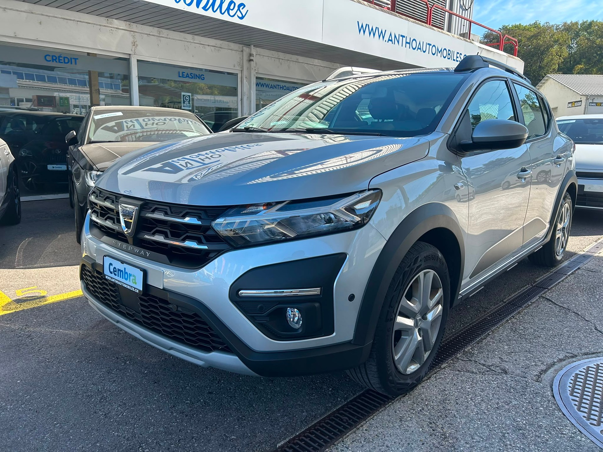 DACIA Sandero Stepway TCe 90 Comfort-image-1