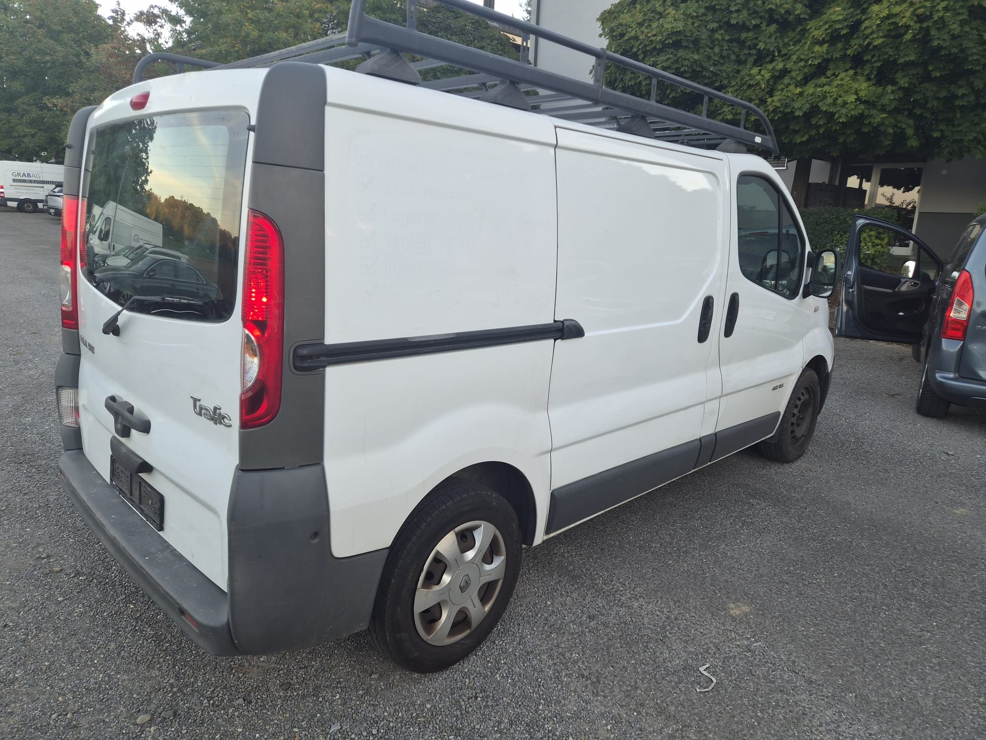 RENAULT Trafic 2.0 dCi 115 2.9t L2H1-image-7