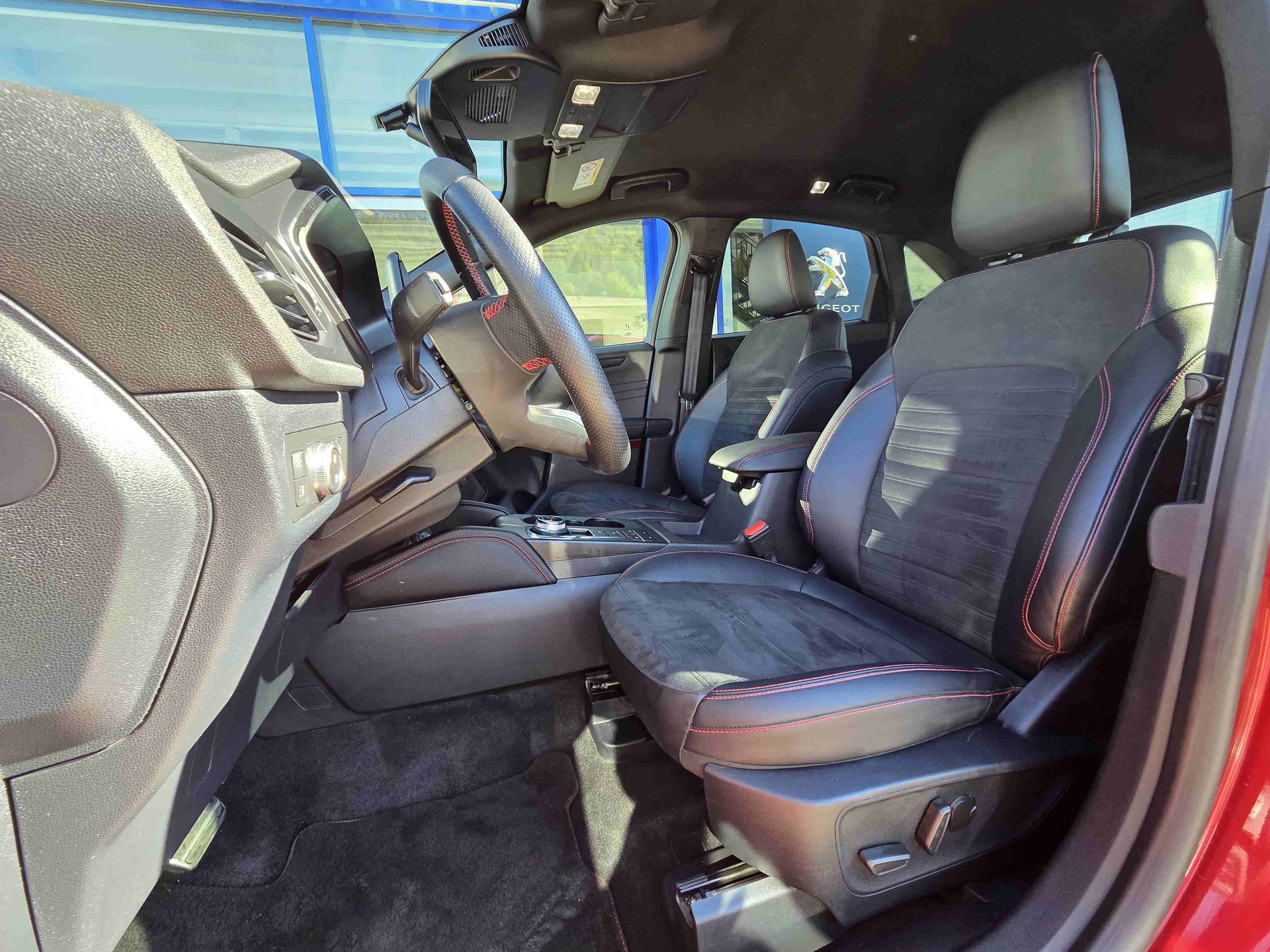 FORD Kuga 2.5 Plug-in Hybrid ST-Line X-image-7