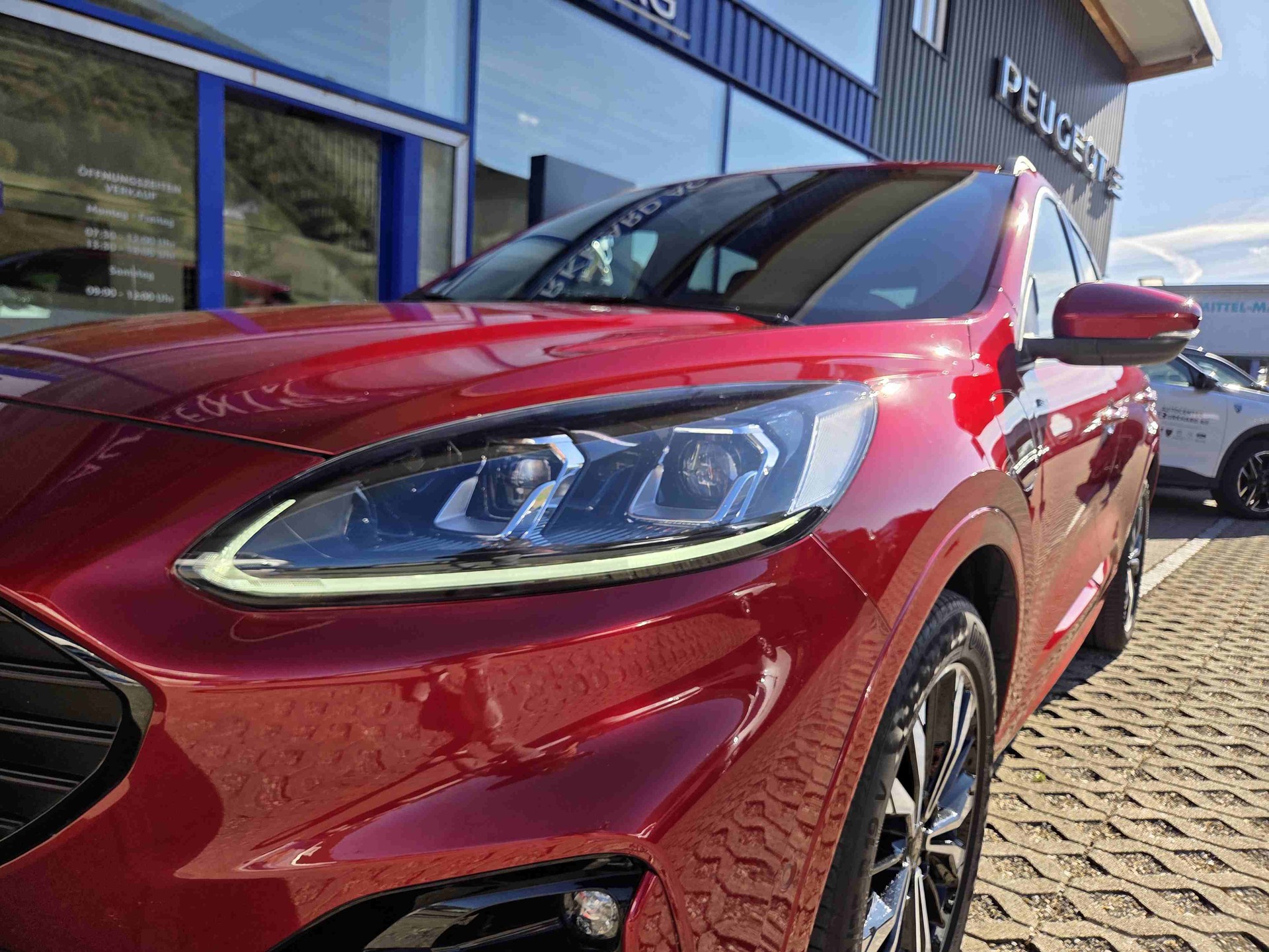 FORD Kuga 2.5 Plug-in Hybrid ST-Line X-image-5