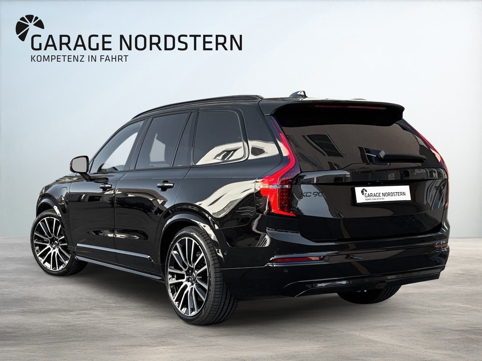 VOLVO XC90 2.0 T8 TE Black Edition eAWD-showroom-element-2
