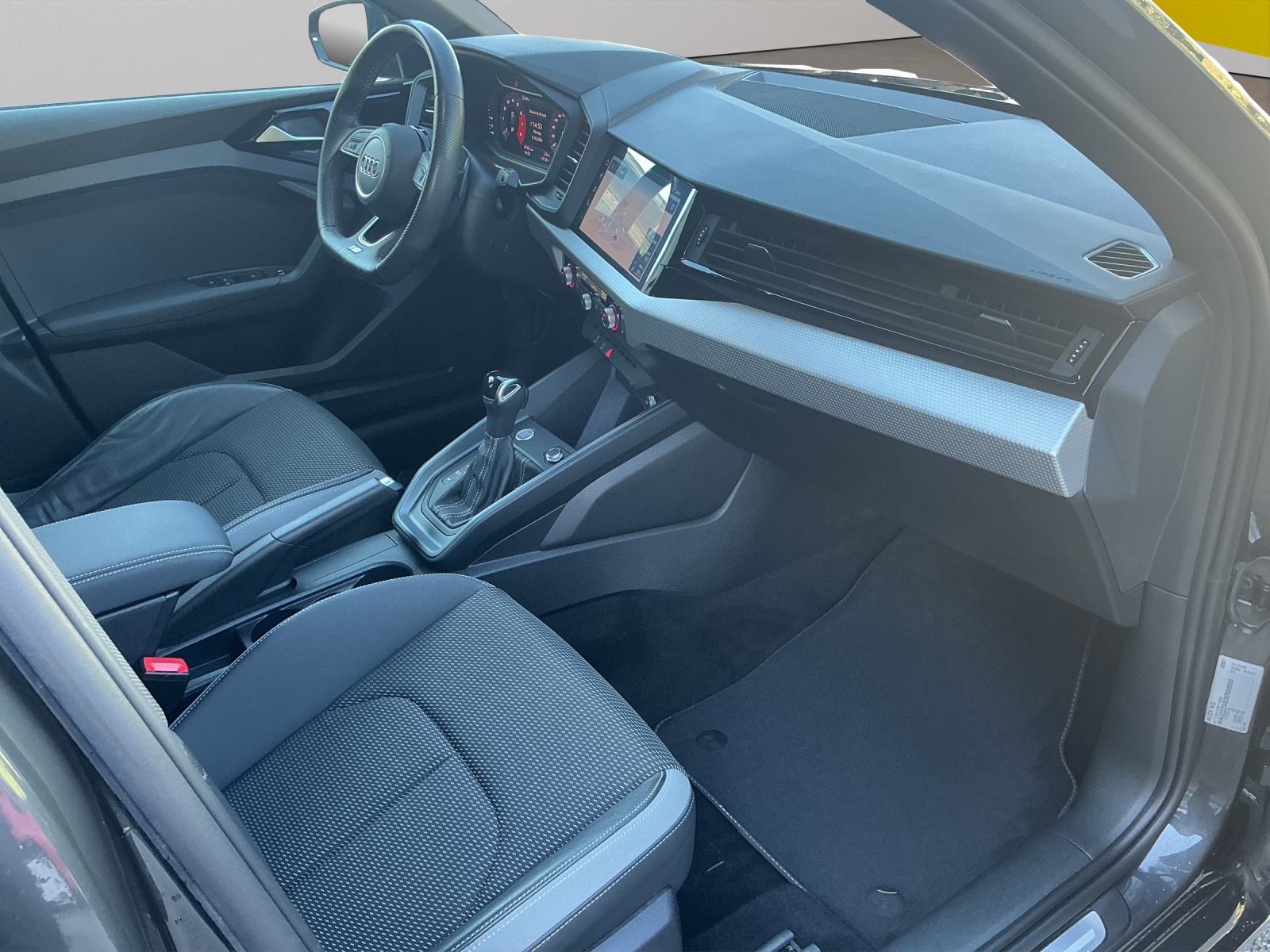 AUDI A1 Sportback 35 TFSI advanced S-tronic-image-10