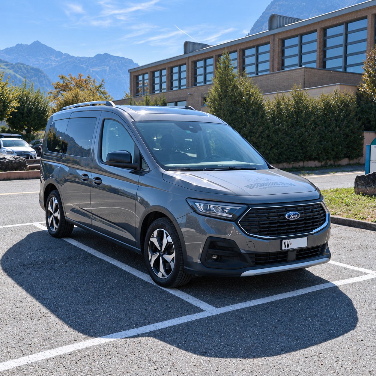 FORD GRAND TOURNEO CONNECT-image-9