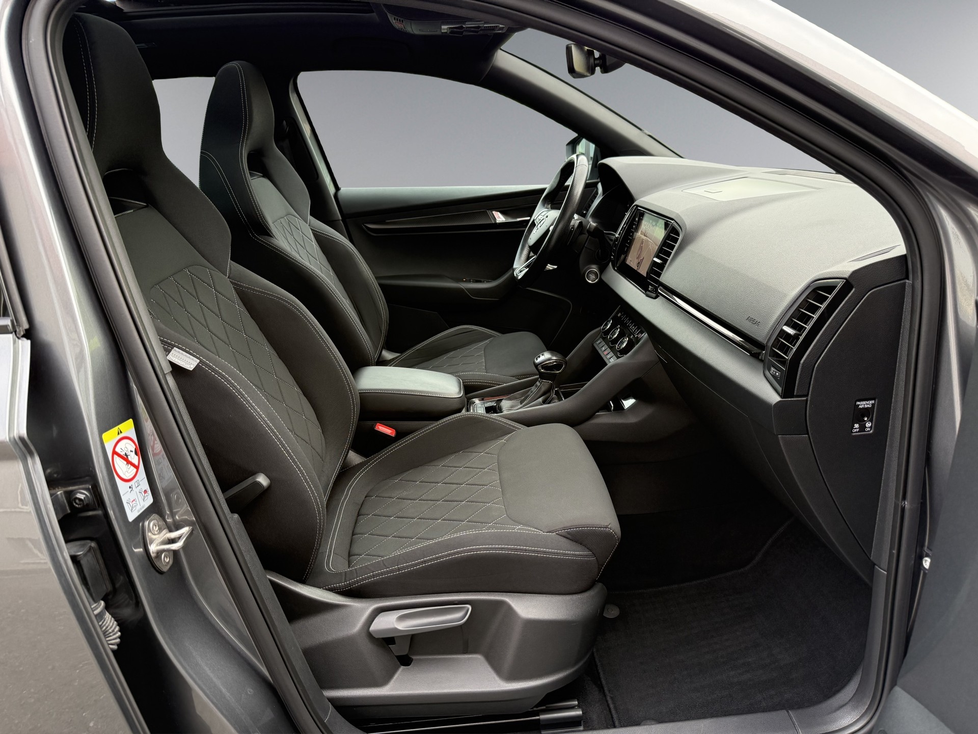SKODA Karoq 2.0 TSI SportLine 4x4 DSG-image-8