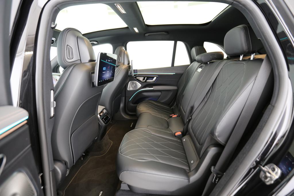 MERCEDES-BENZ EQS 580 AMG Line 4matic-image-8