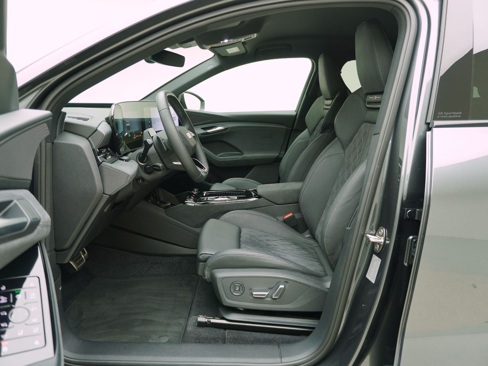 AUDI Q6 e-tron Sportback S line quattro **Audi Werksgarantie bis 02/2031**-image-9