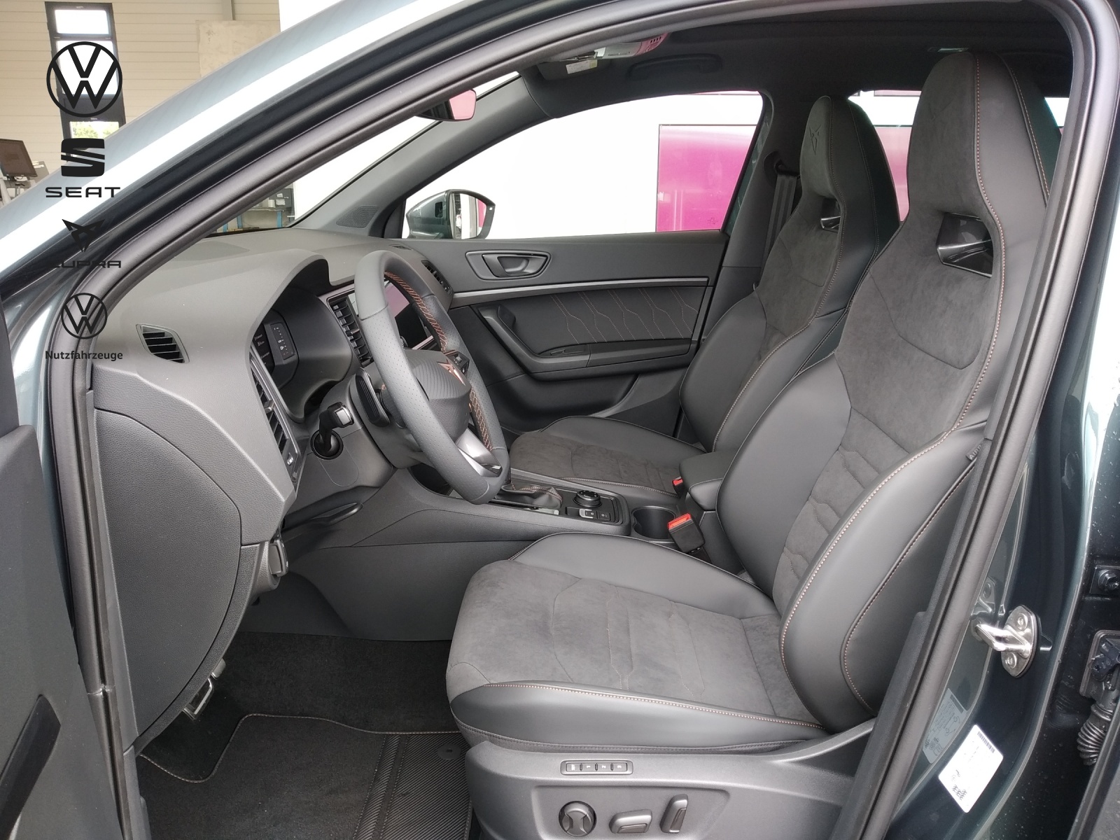 CUPRA Ateca 2.0TSI VZ 4Drive DSG-image-4