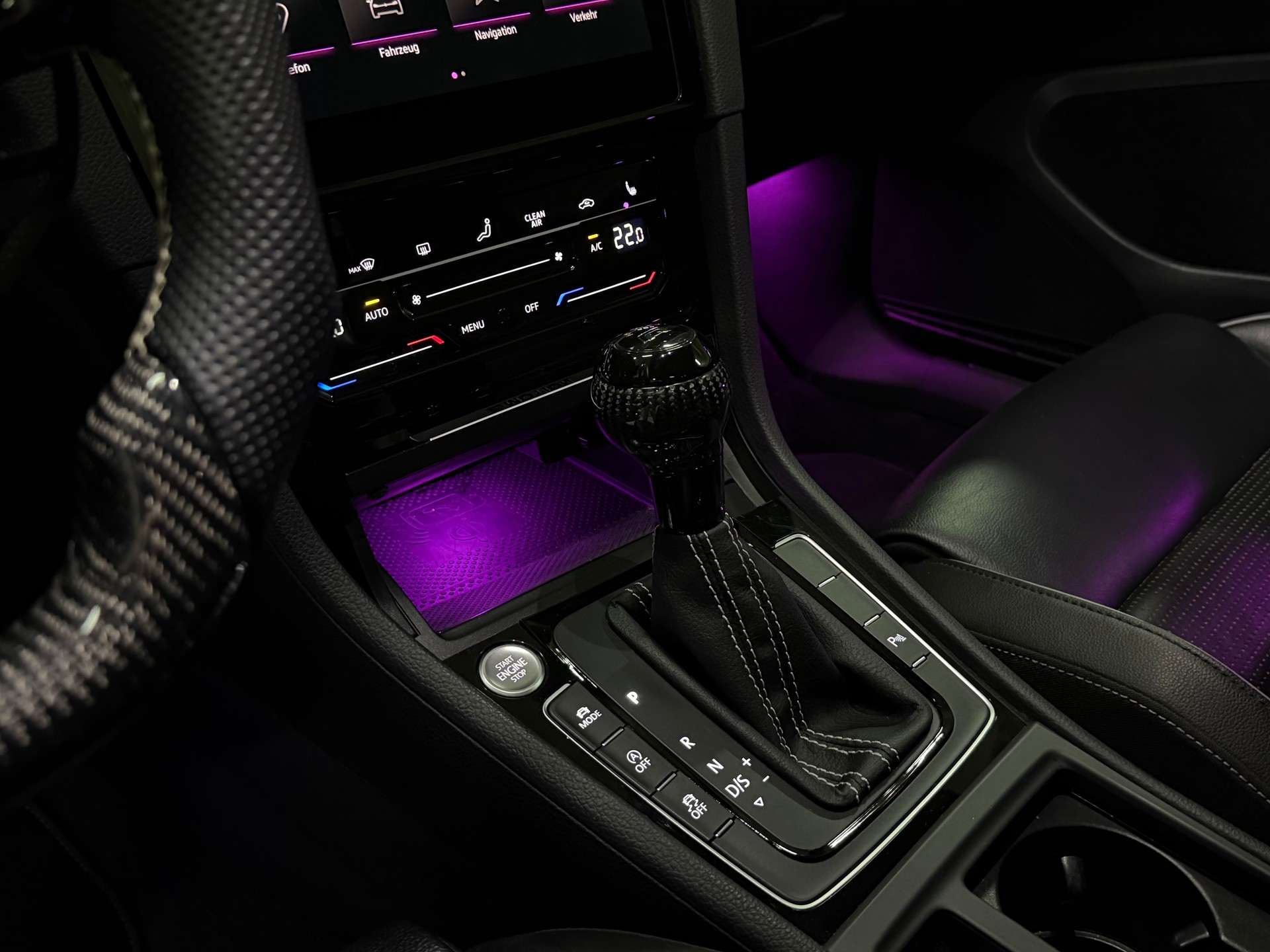 VW 2.0 TSI R 370 DSG 4motion-image-13