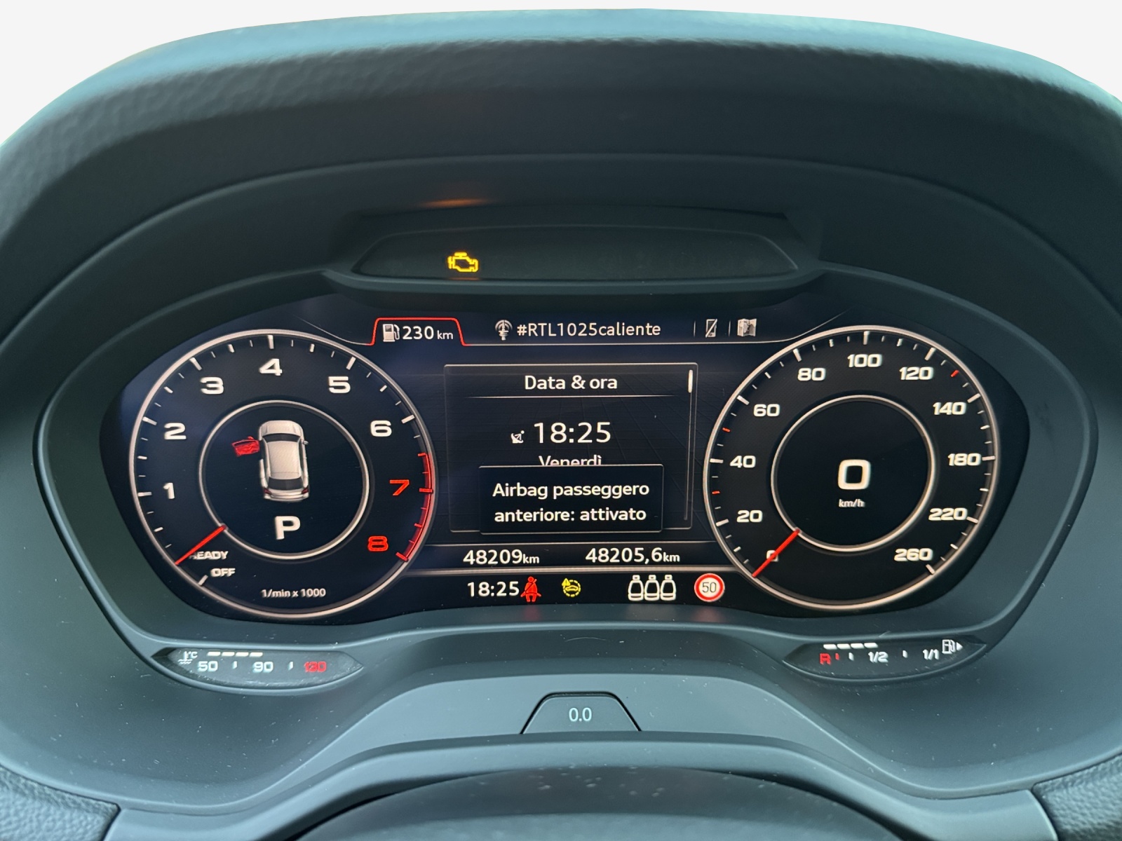 AUDI Q2 35 TFSI S line S-tronic-image-12