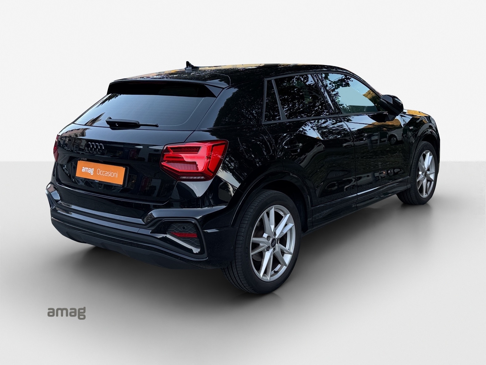 AUDI Q2 35 TFSI S line S-tronic-image-4
