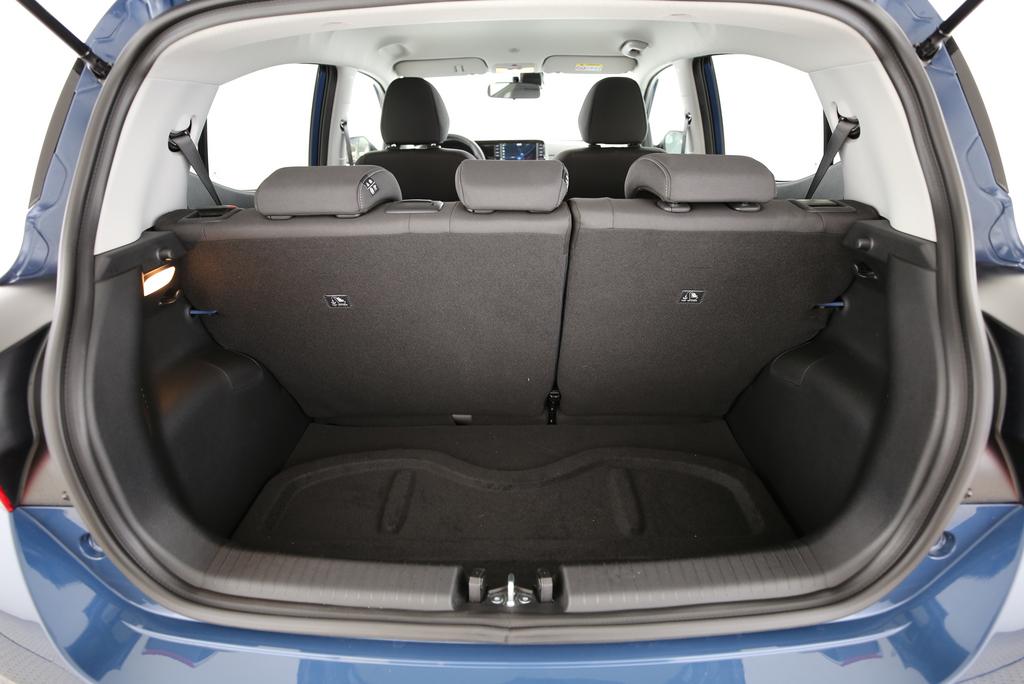 HYUNDAI i10 1.2 Amplia-image-15