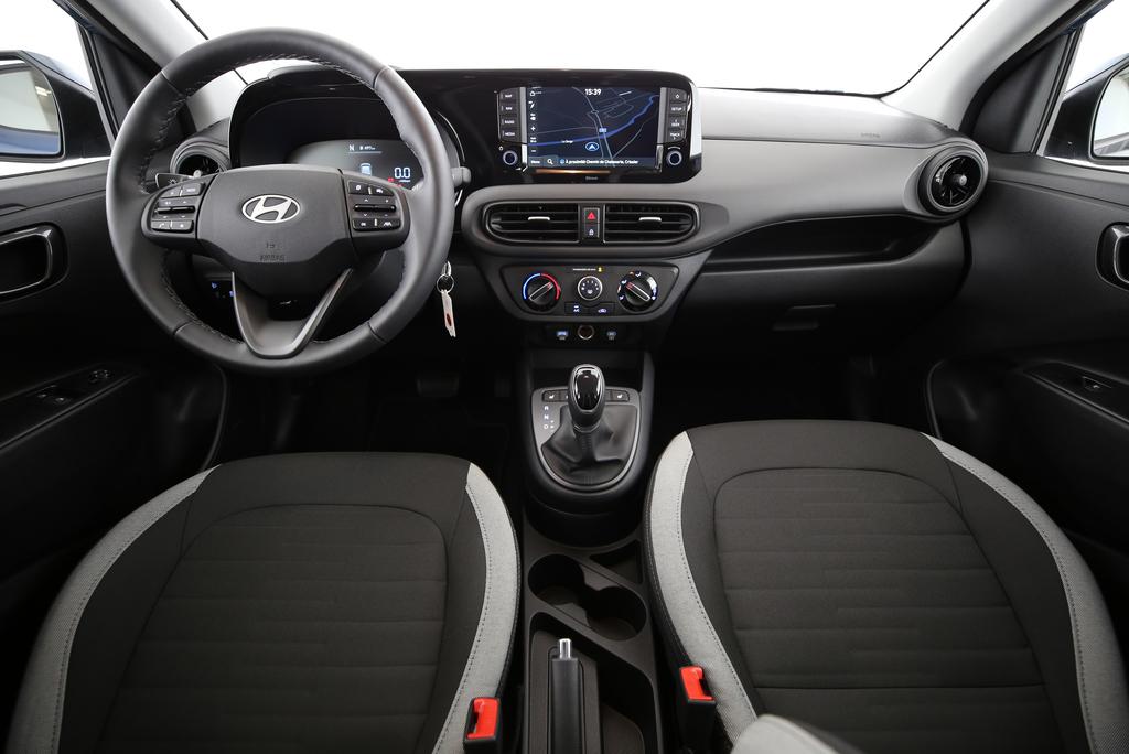 HYUNDAI i10 1.2 Amplia-image-11