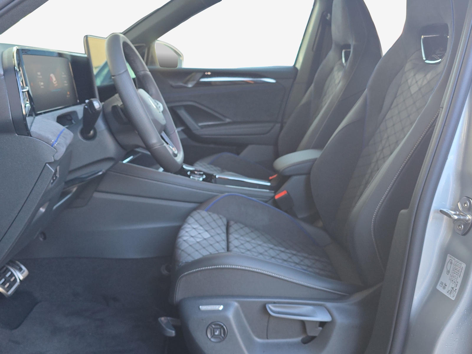 VW Tiguan 2.0 TSI DSG R-Line United 4Motion-image-7