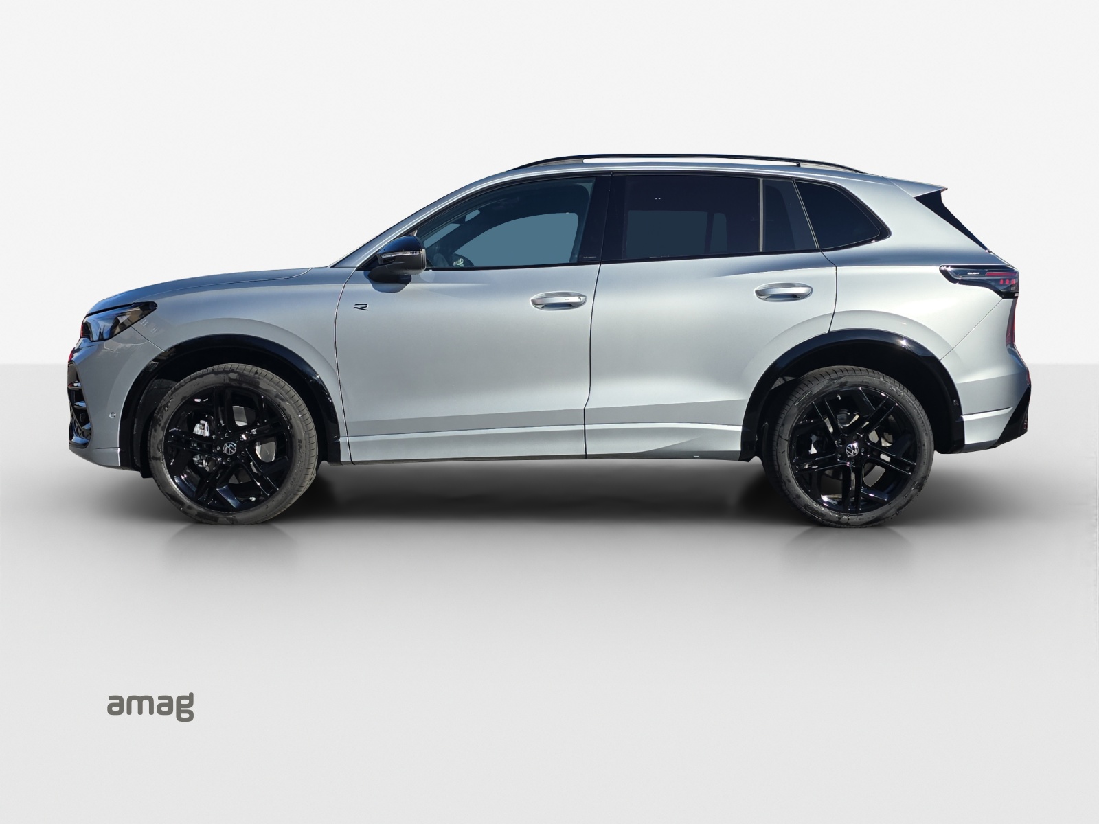 VW Tiguan 2.0 TSI DSG R-Line United 4Motion-image-1