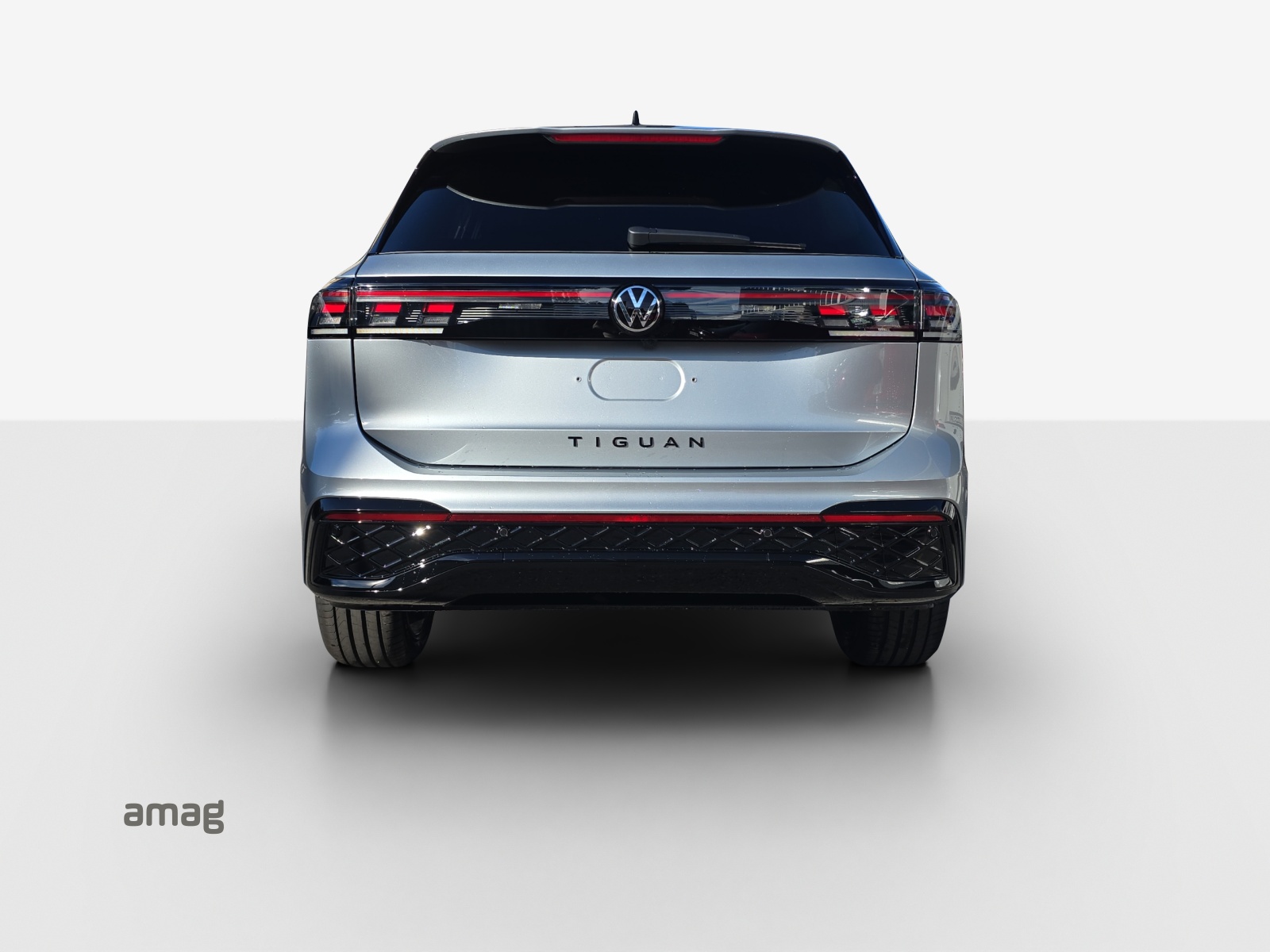 VW Tiguan 2.0 TSI DSG R-Line United 4Motion-image-3
