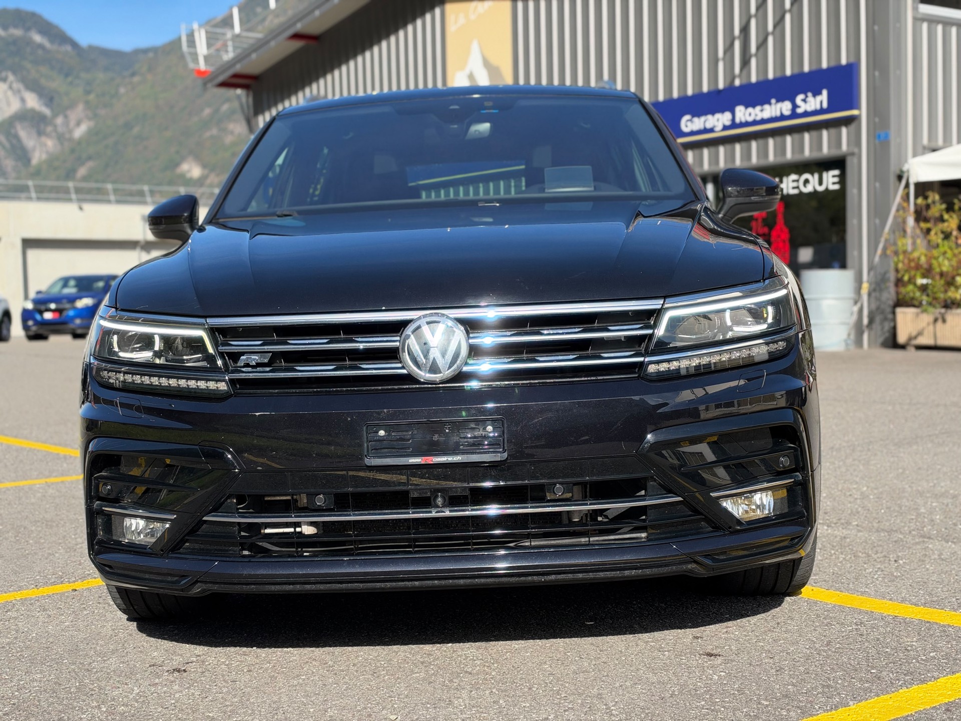 VW Tiguan 2.0TSI Highline 4Motion DSG-image-2