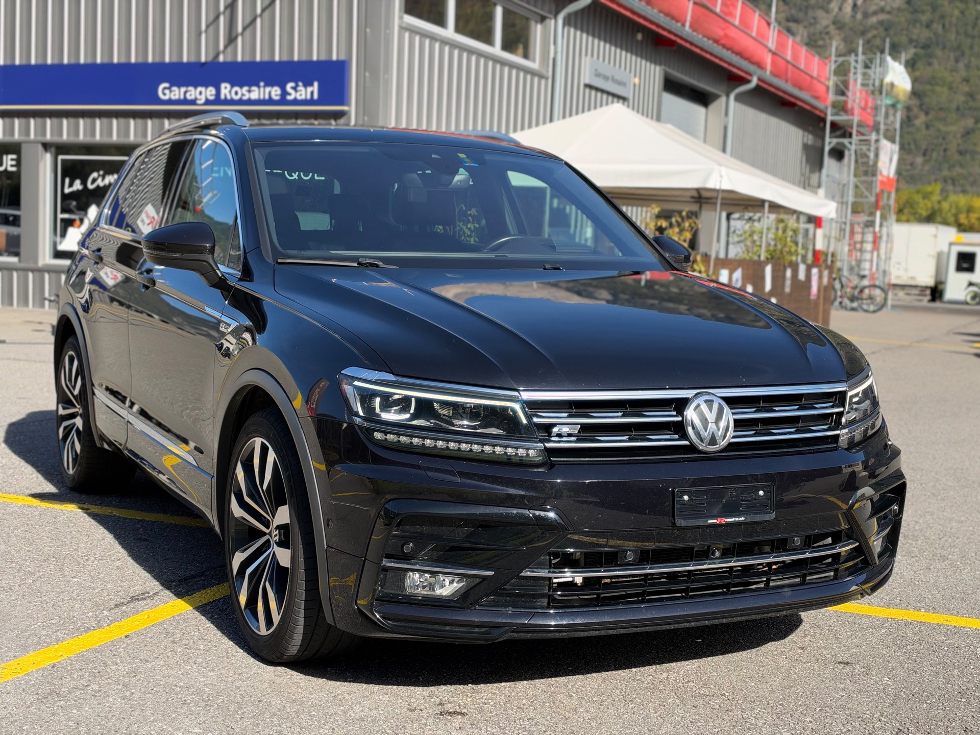 VW Tiguan 2.0TSI Highline 4Motion DSG-image-3