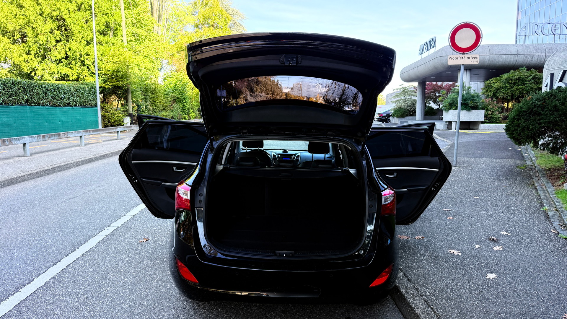 HYUNDAI i30 Wagon 1.6 GDI Style-image-6
