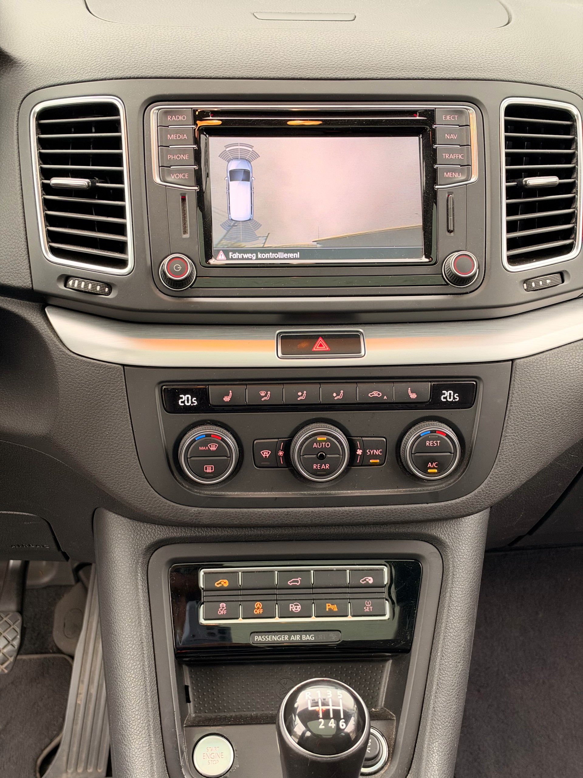 VW Sharan 2.0 TDI 4Motion-image-8
