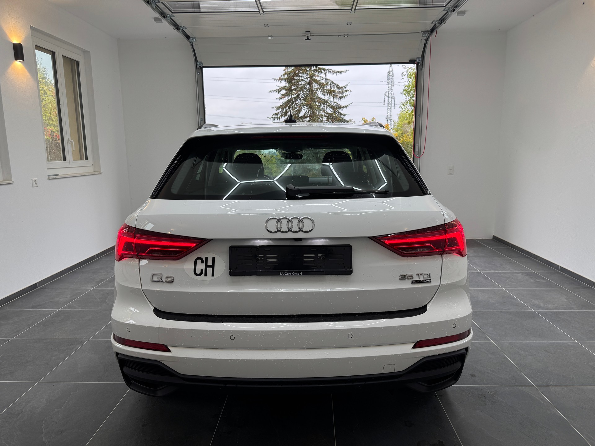 AUDI Q3 35 TDI S line quattro S-tronic **360Grad-Kamera**Garantie 12 Monate**-image-2