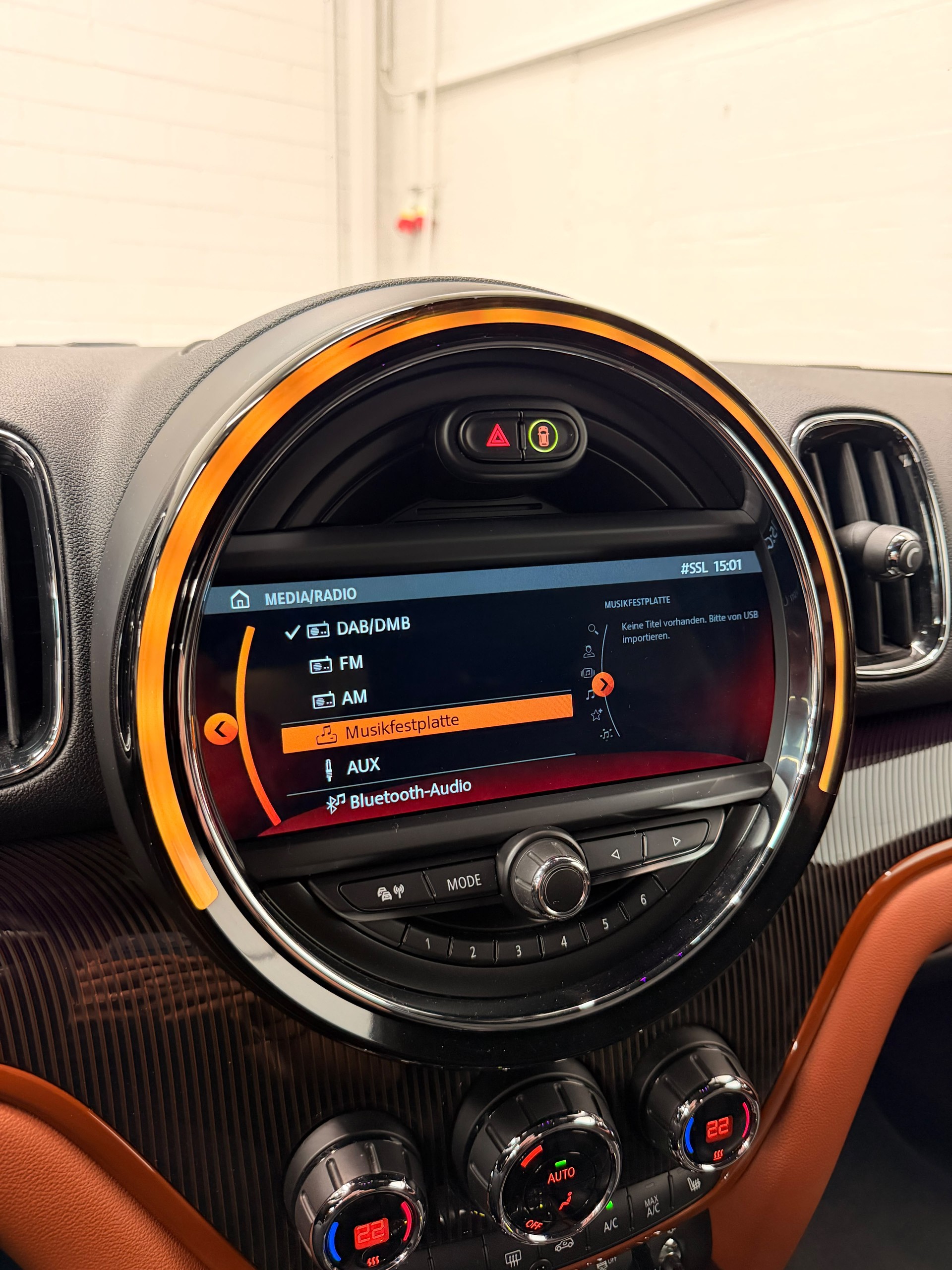 MINI Countryman Cooper S E ALL4 Steptronic-image-17