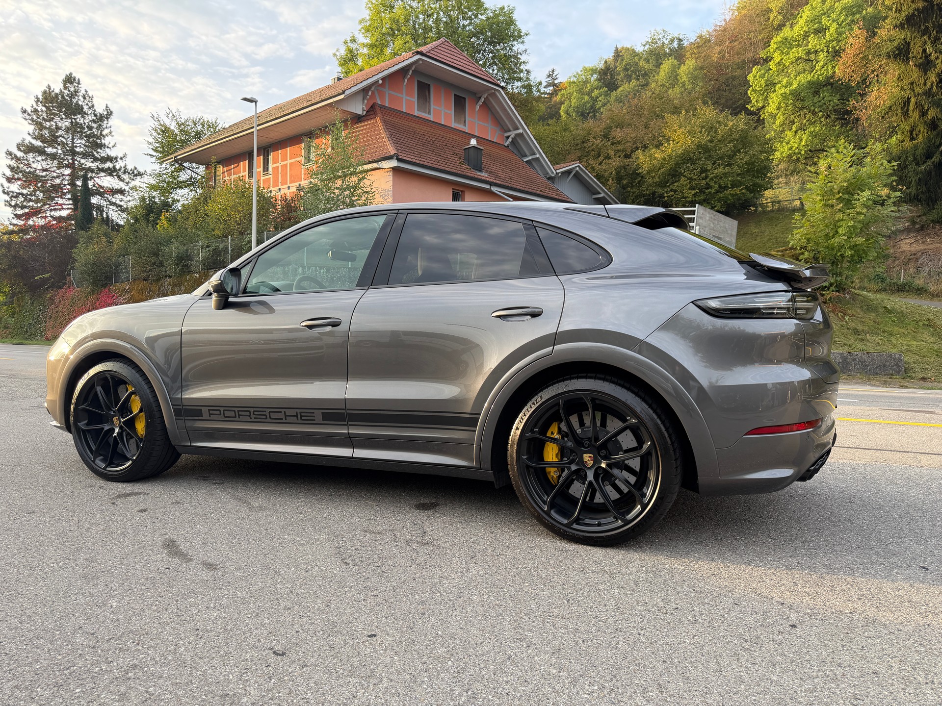 PORSCHE Cayenne Turbo Coupé Porsche Approved bis März 2028-image-4