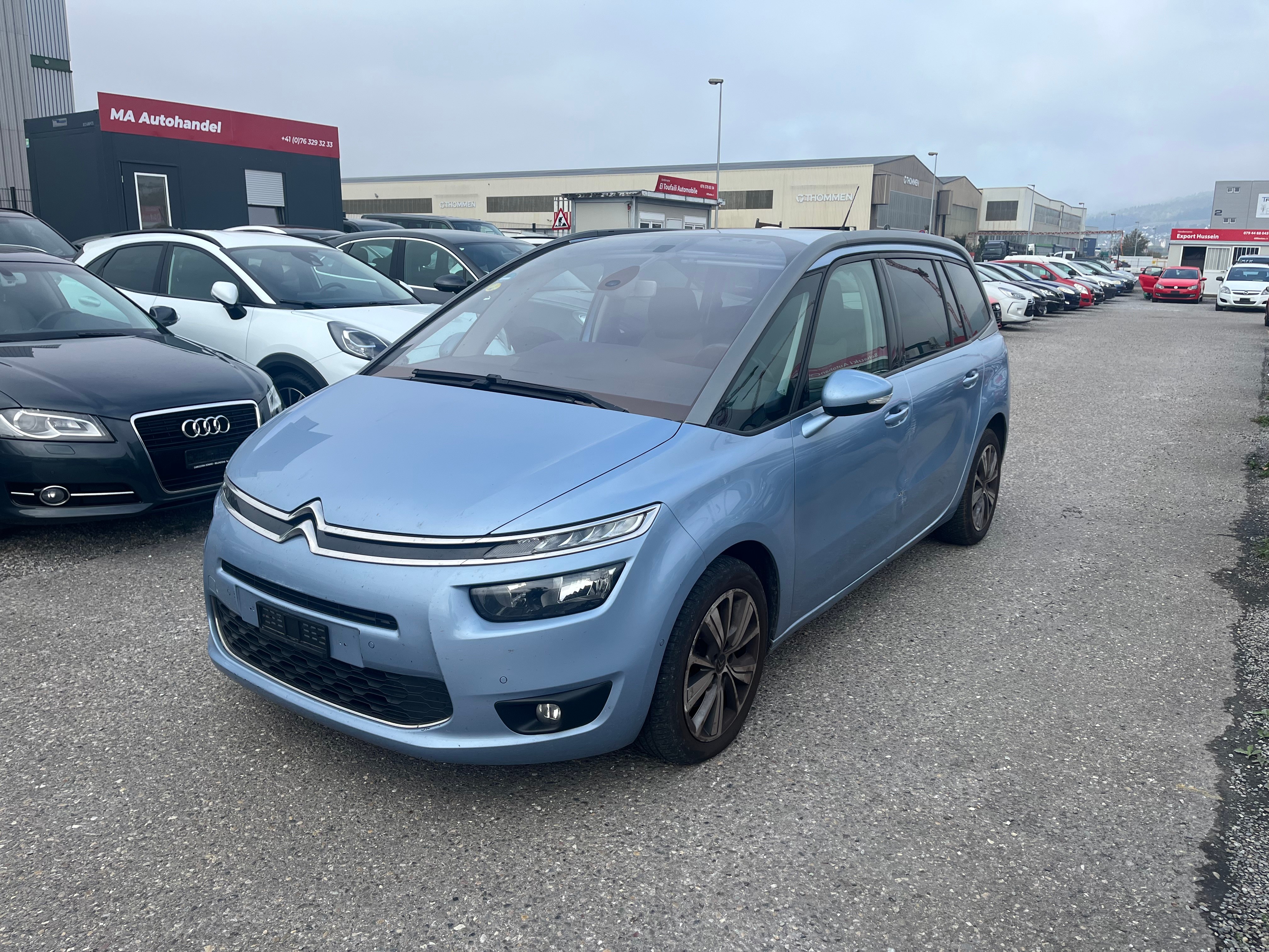 Car photo