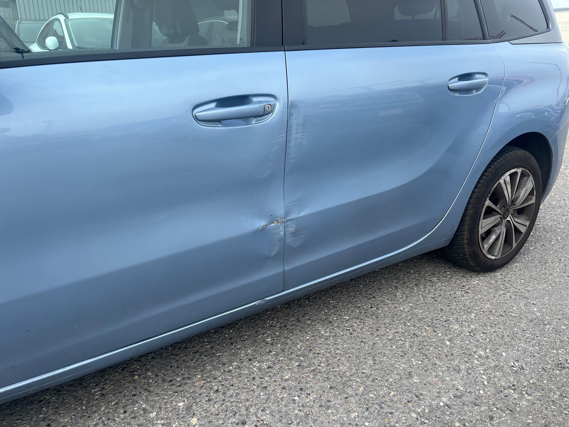 CITROEN Grand C4 Picasso 2.0 BlueHDi Exclusive Automatic-image-12