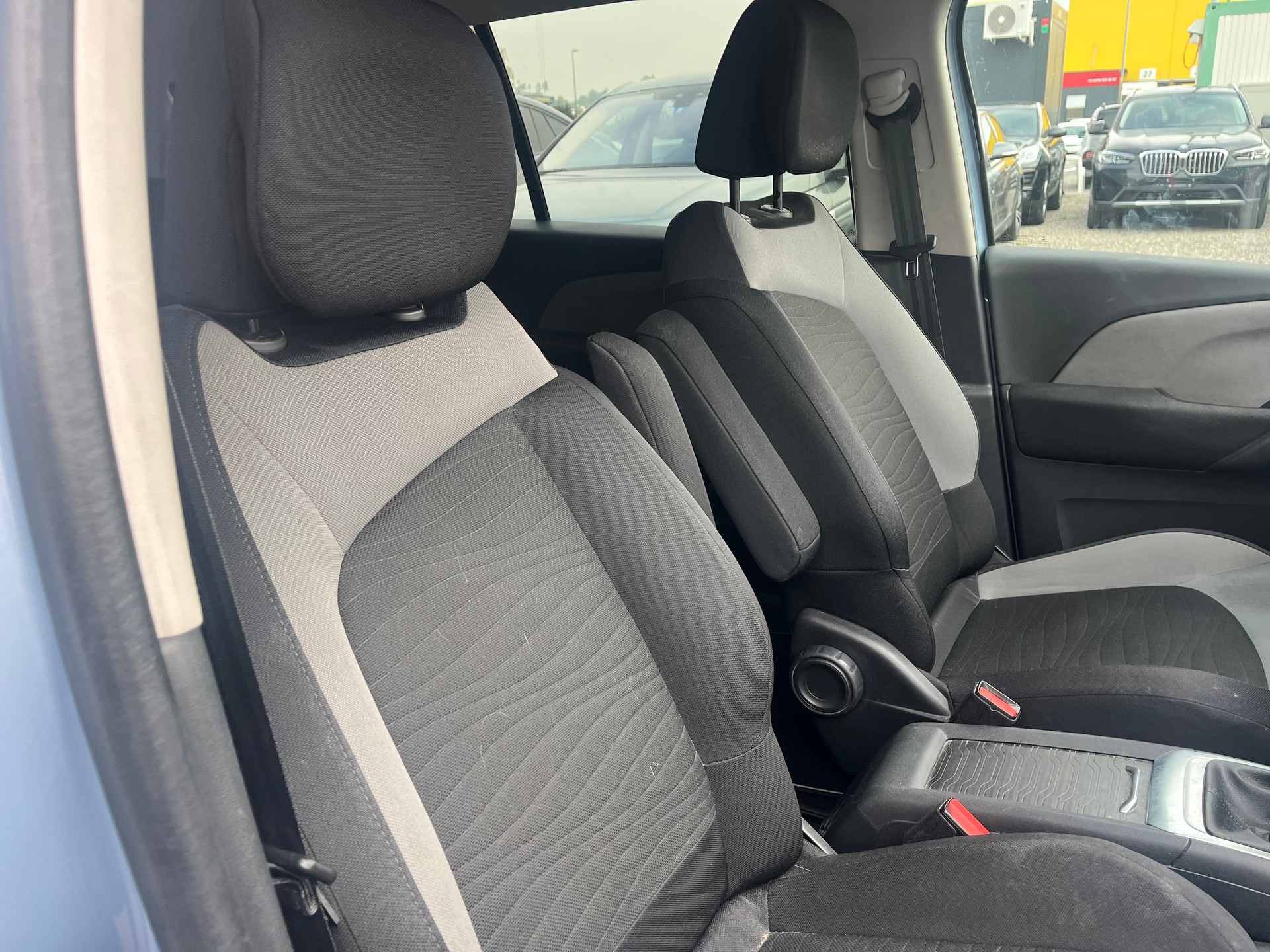 CITROEN Grand C4 Picasso 2.0 BlueHDi Exclusive Automatic-image-9