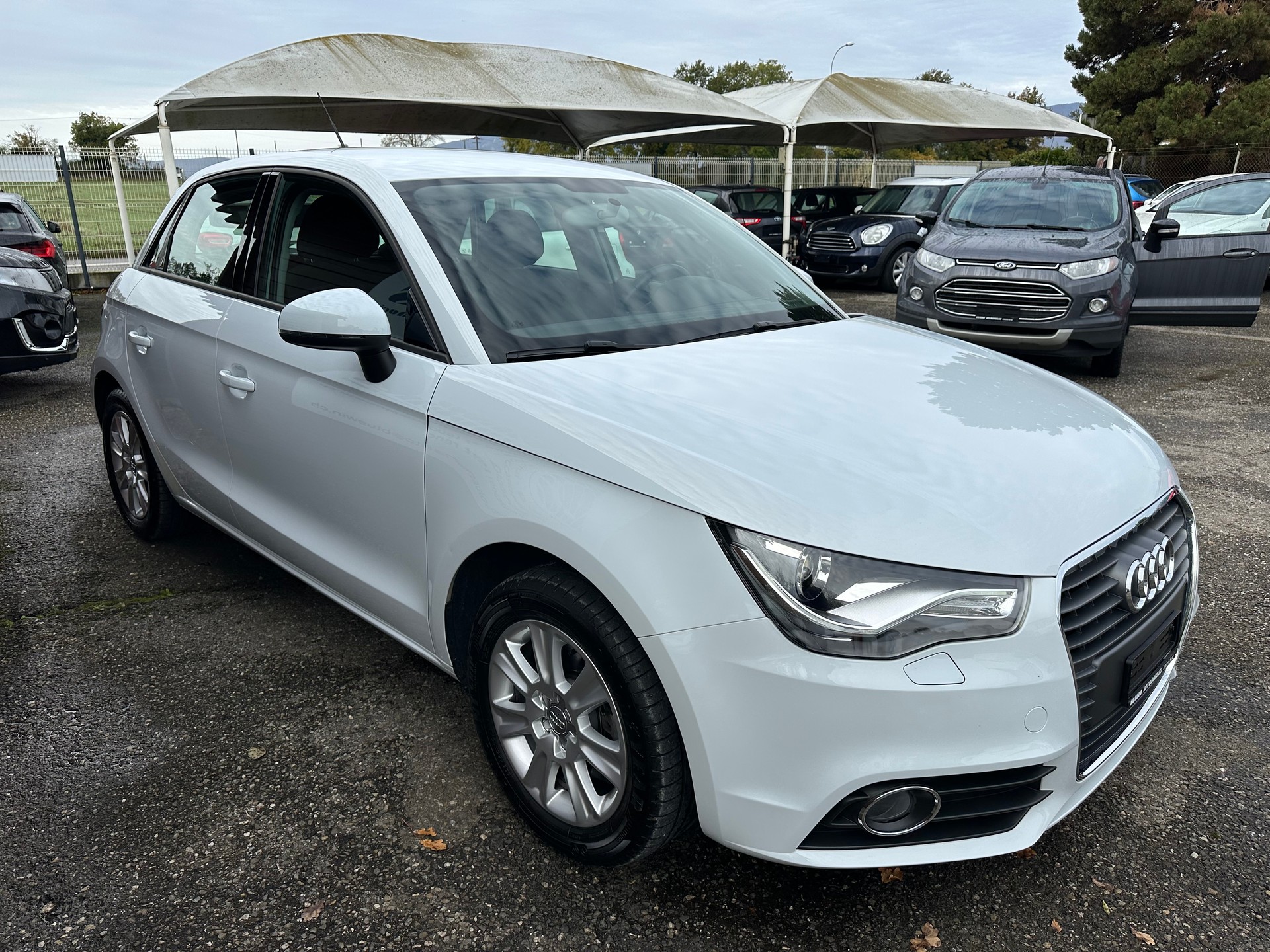 AUDI A1 Sportback 1.4 TFSI Attraction-showroom-element-2